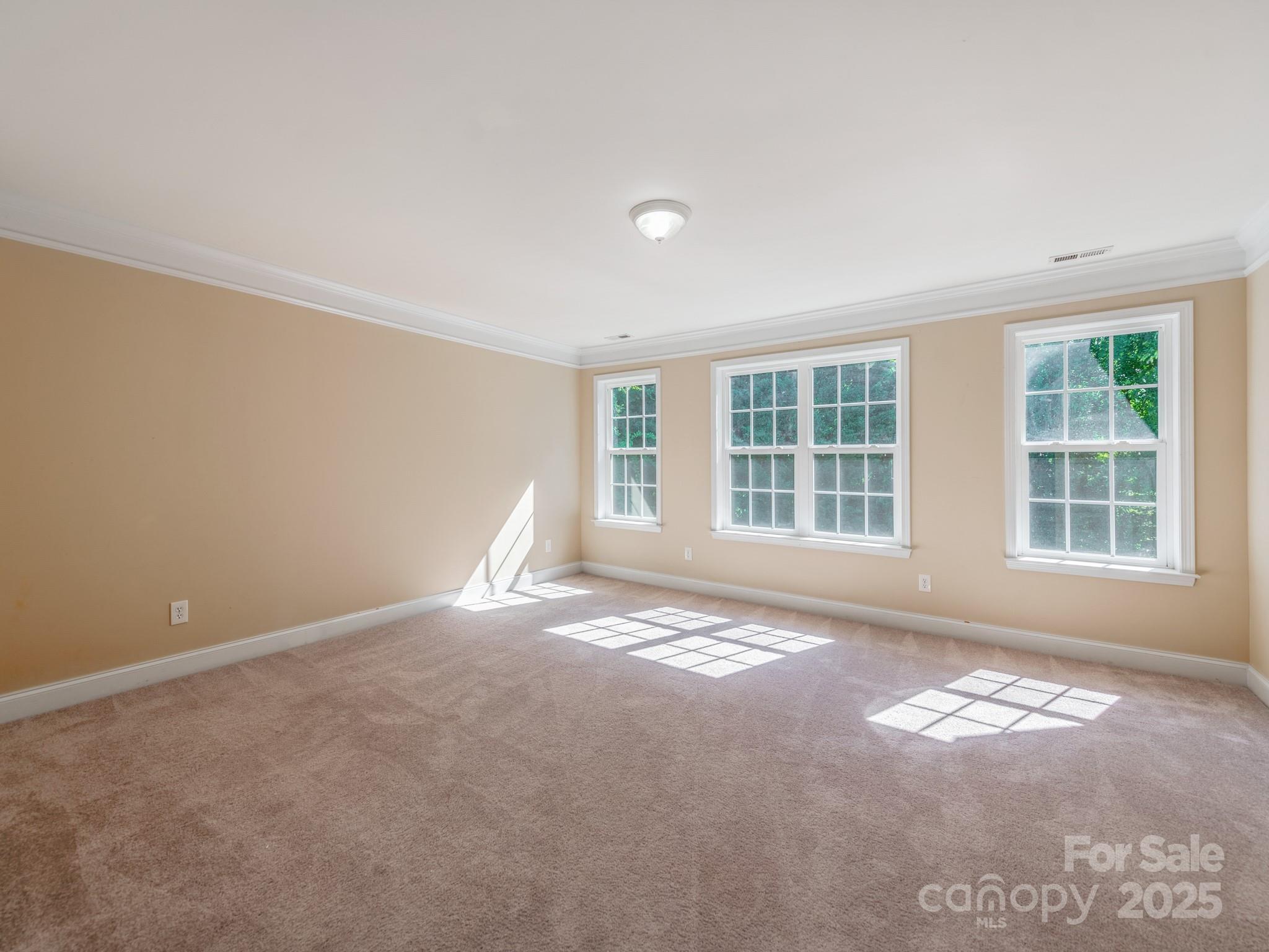 533 Montgrove Place NW — Concord