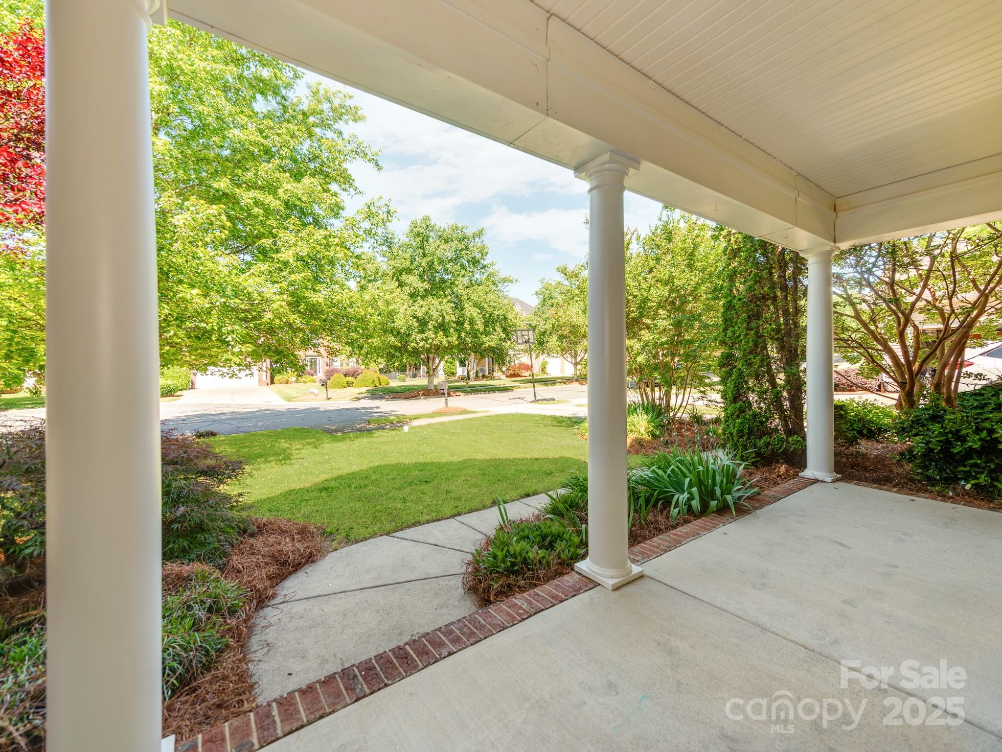 533 Montgrove Place NW — Concord