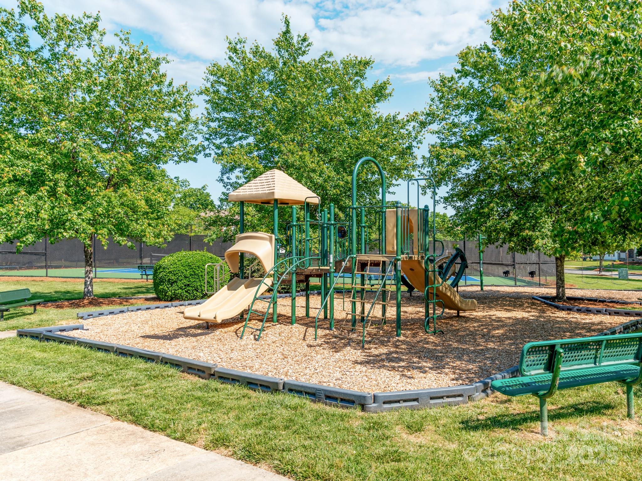 533 Montgrove Place NW — Concord