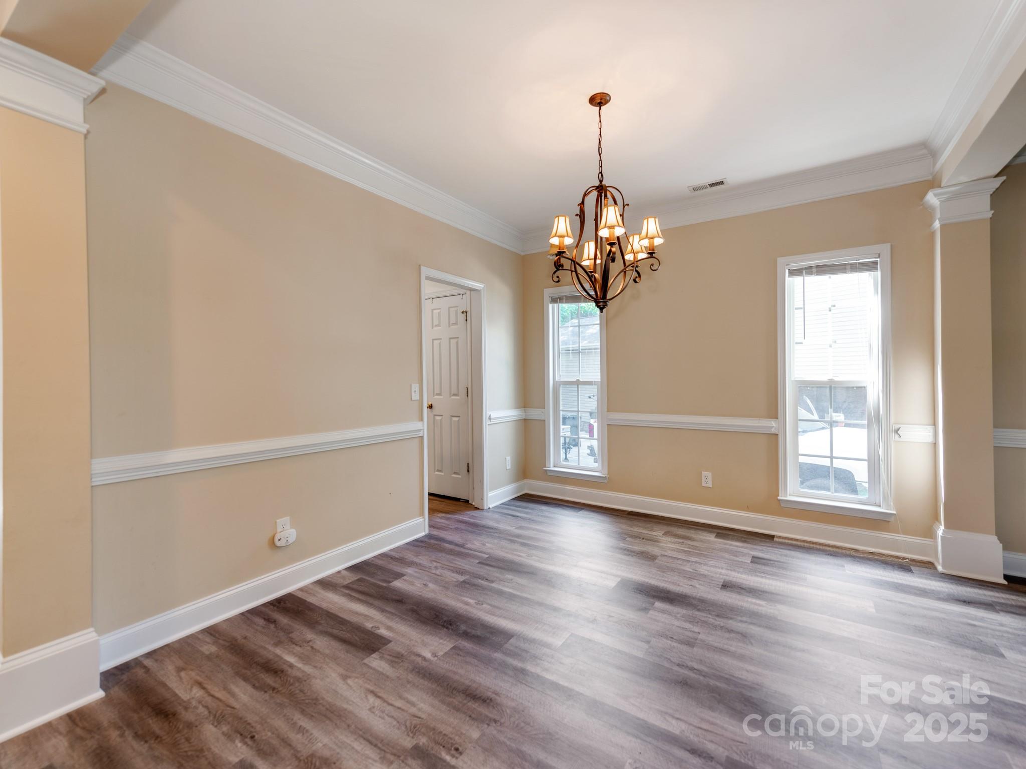533 Montgrove Place NW — Concord