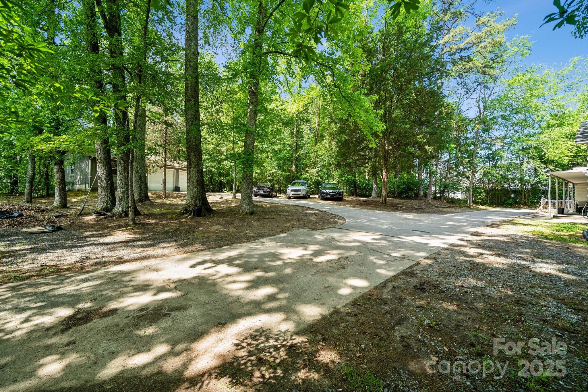 1917 Tom Sadler Road — Charlotte