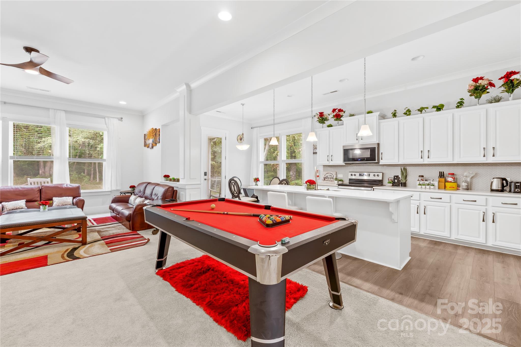 1727 grace Lane — Charlotte