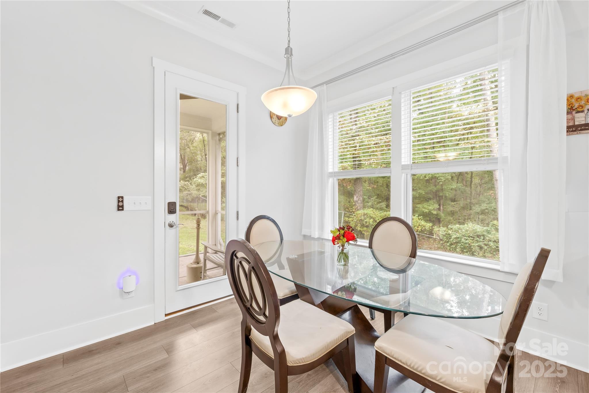 1727 grace Lane — Charlotte