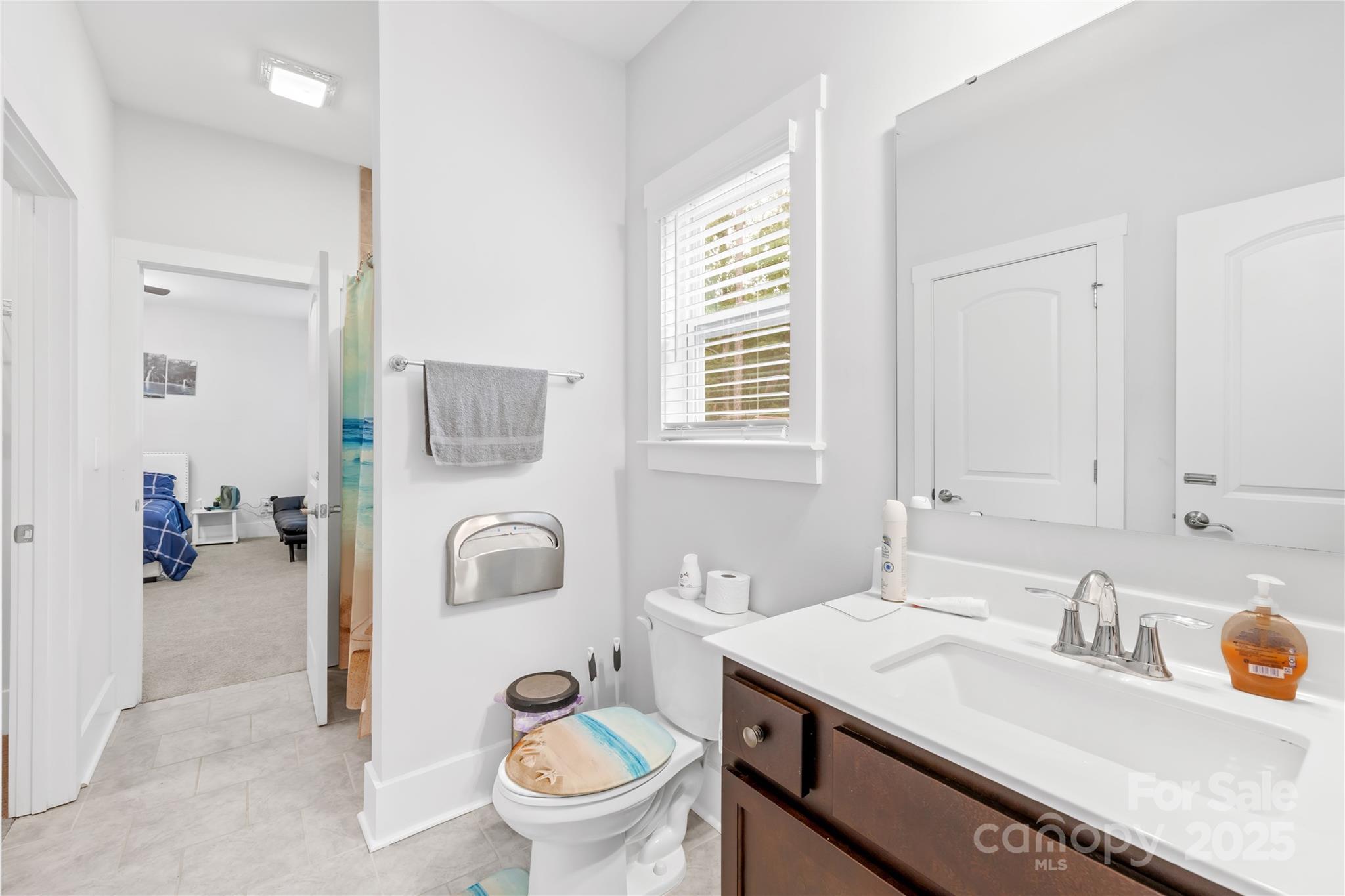 1727 grace Lane — Charlotte