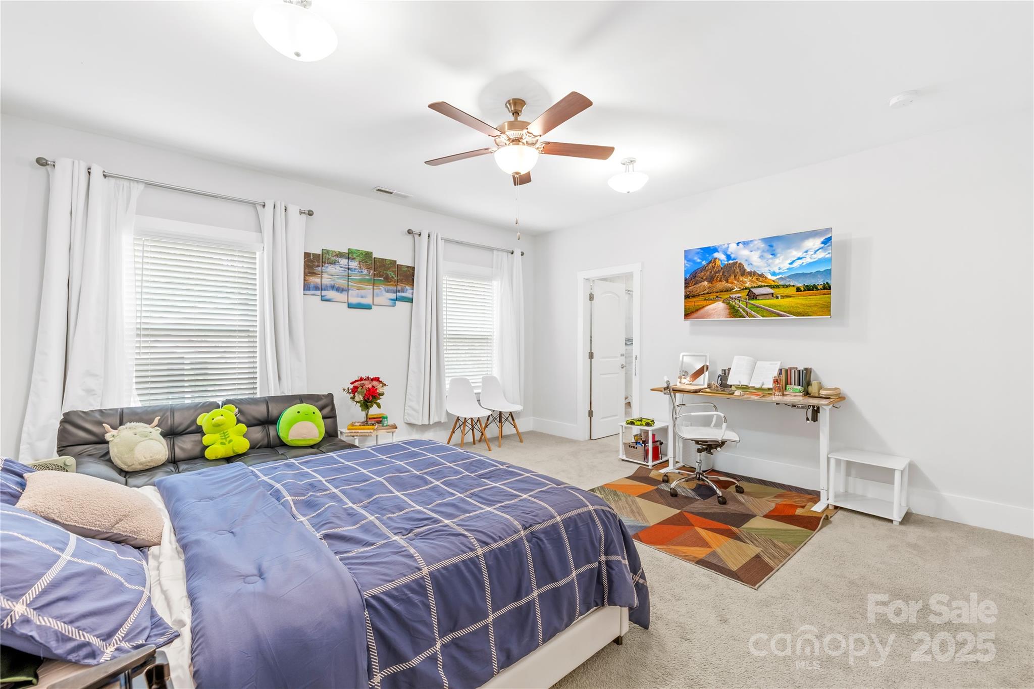 1727 grace Lane — Charlotte