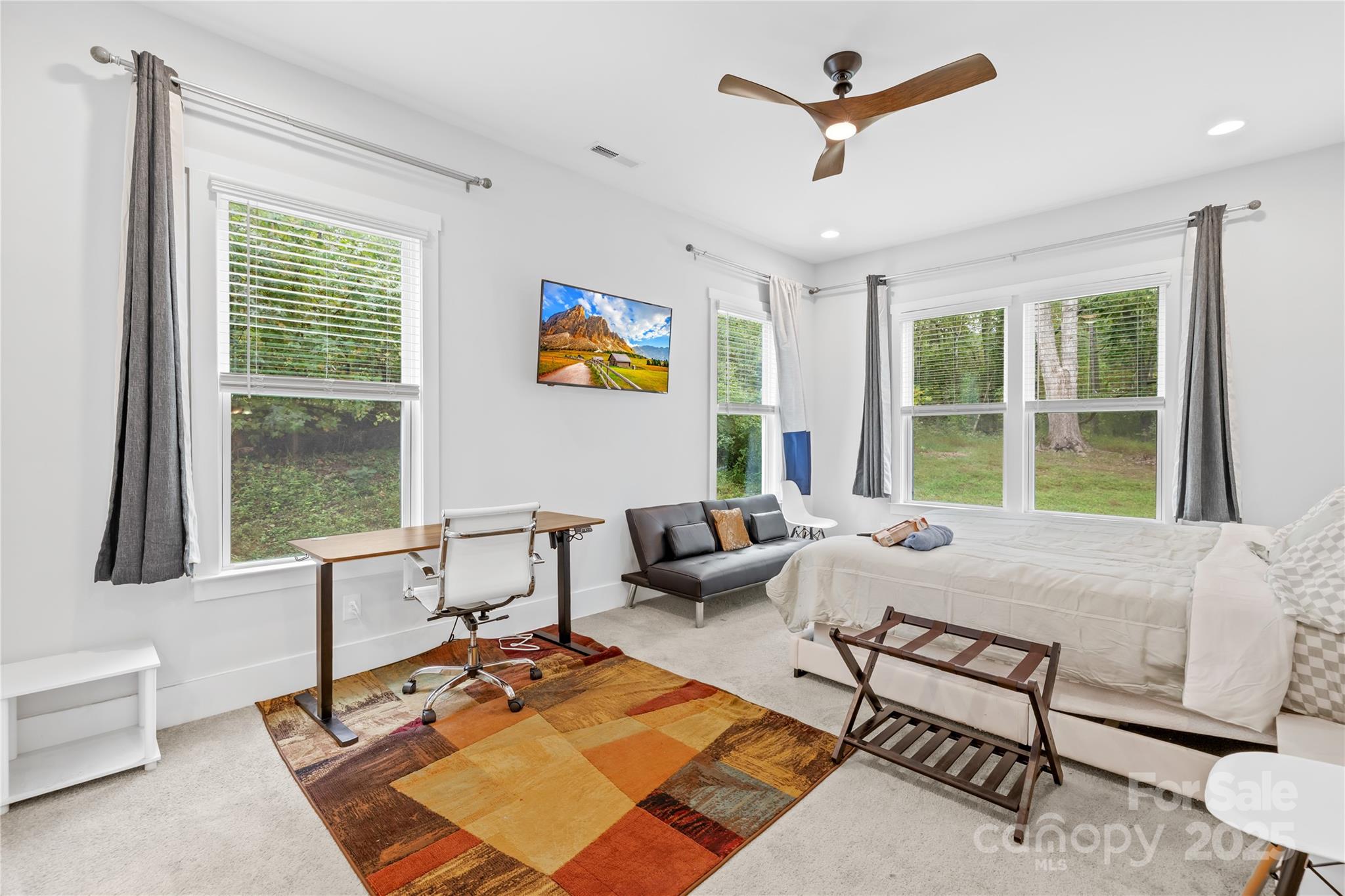 1727 grace Lane — Charlotte