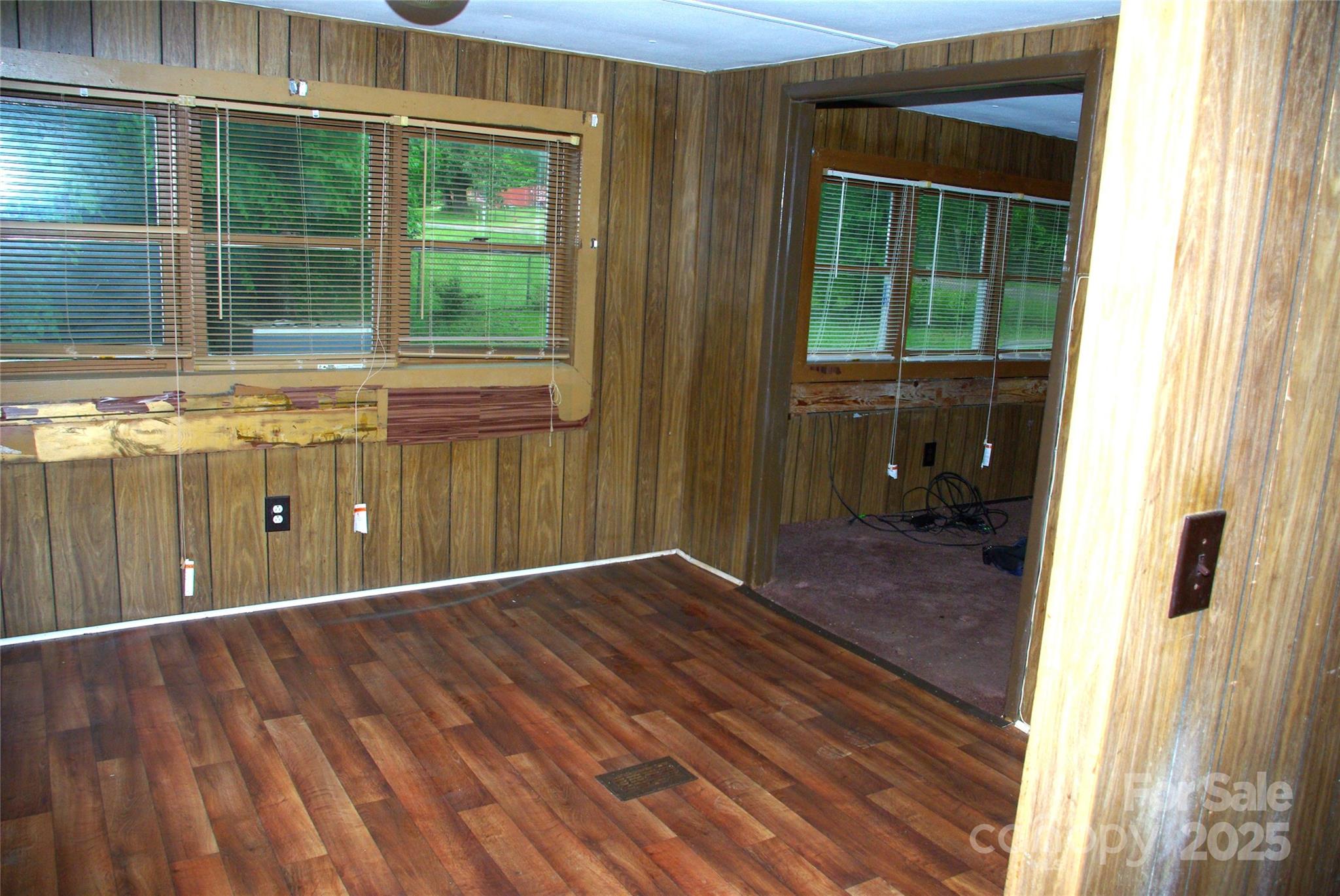 3225 Sawmill Road — Hickory Grove