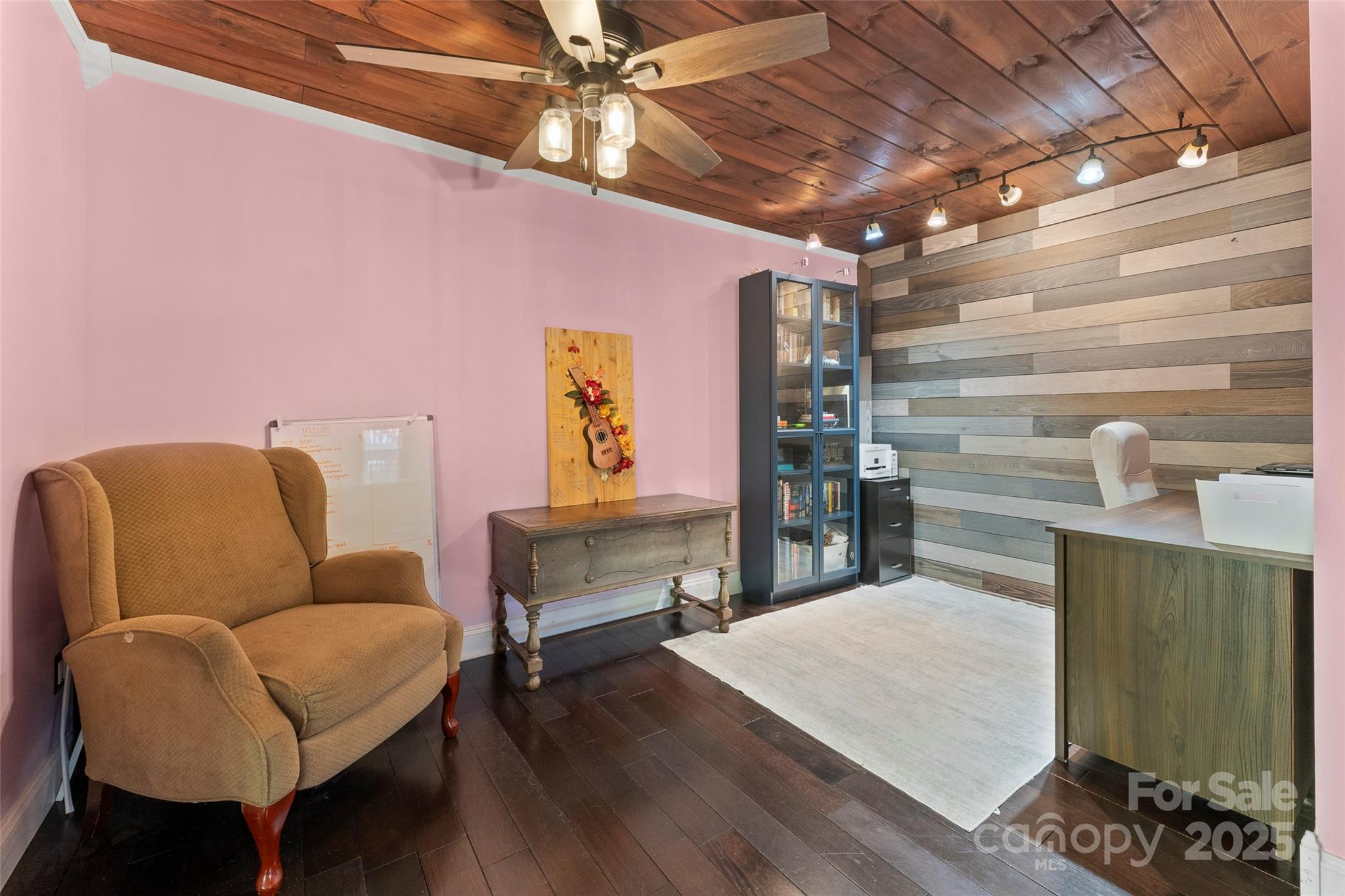 3610 Collettsville Road — Lenoir
