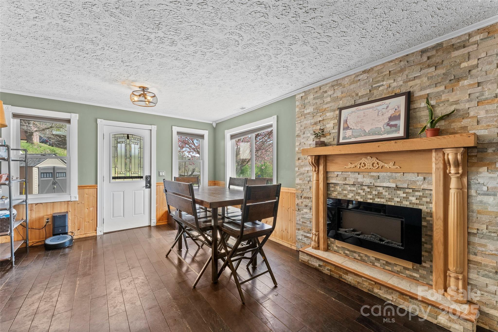 3610 Collettsville Road — Lenoir
