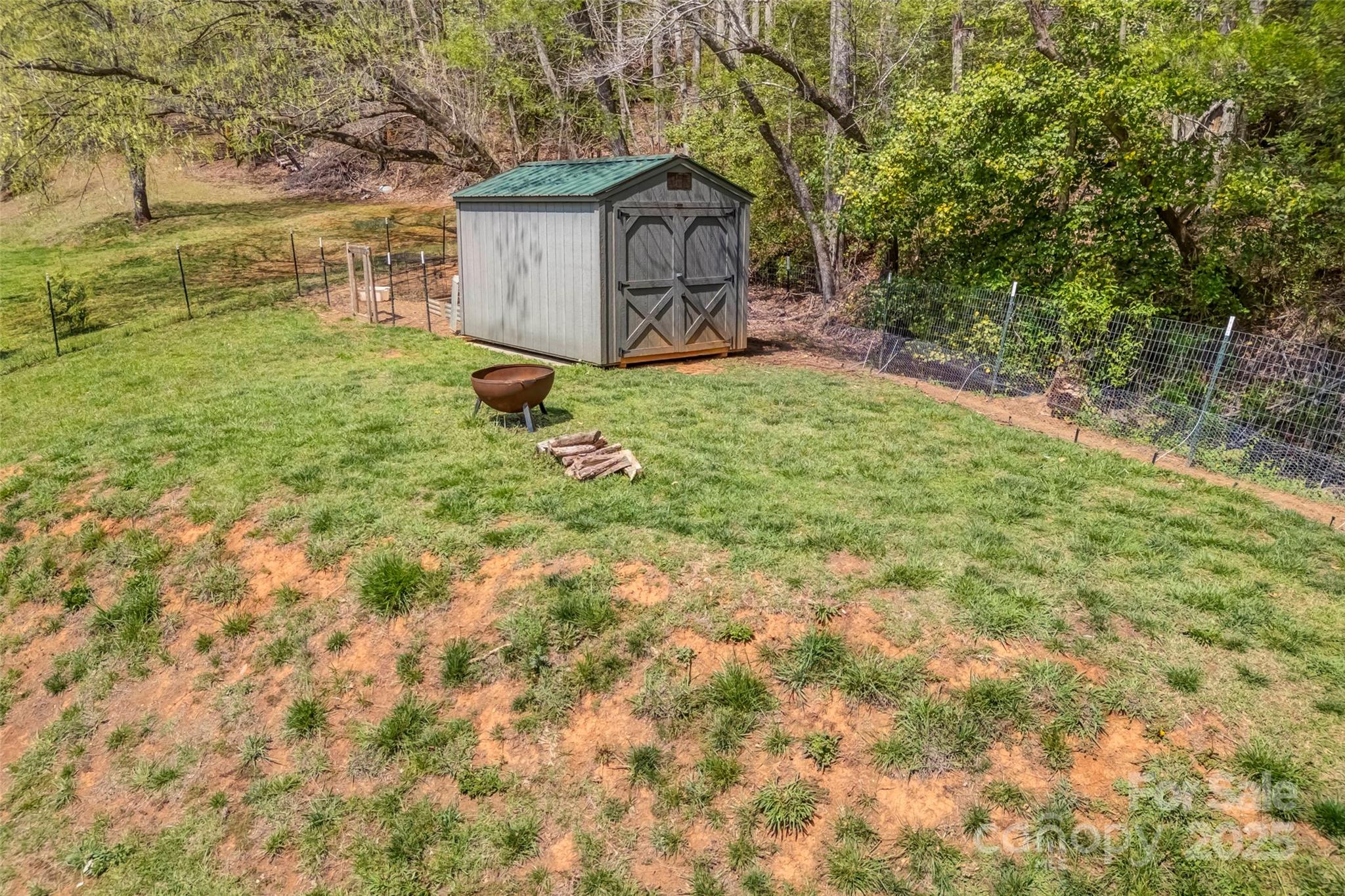 3610 Collettsville Road — Lenoir