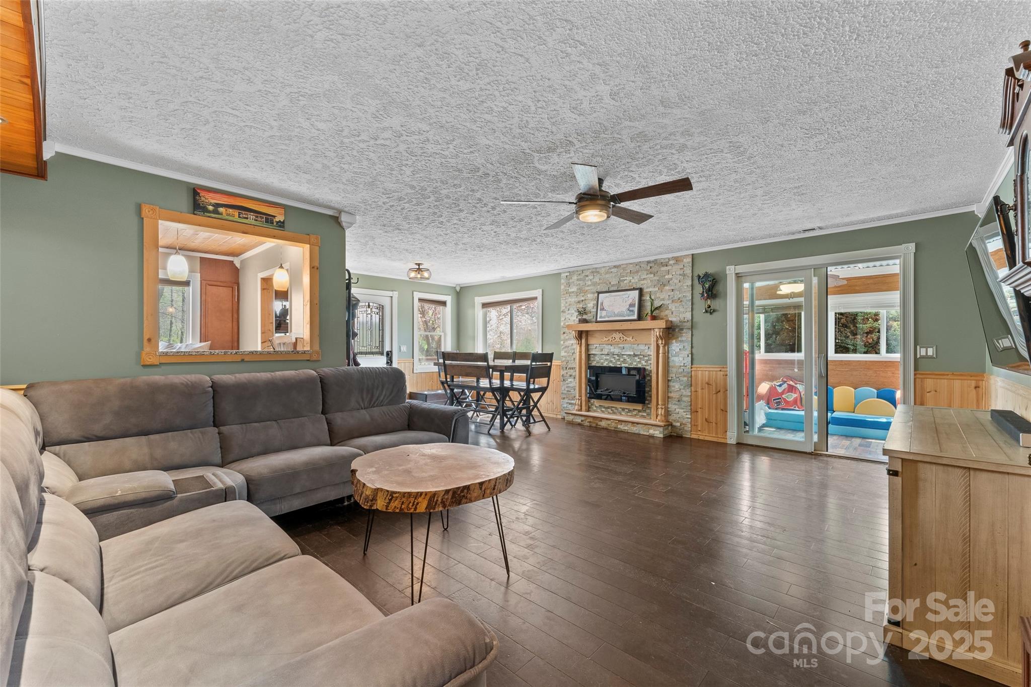 3610 Collettsville Road — Lenoir