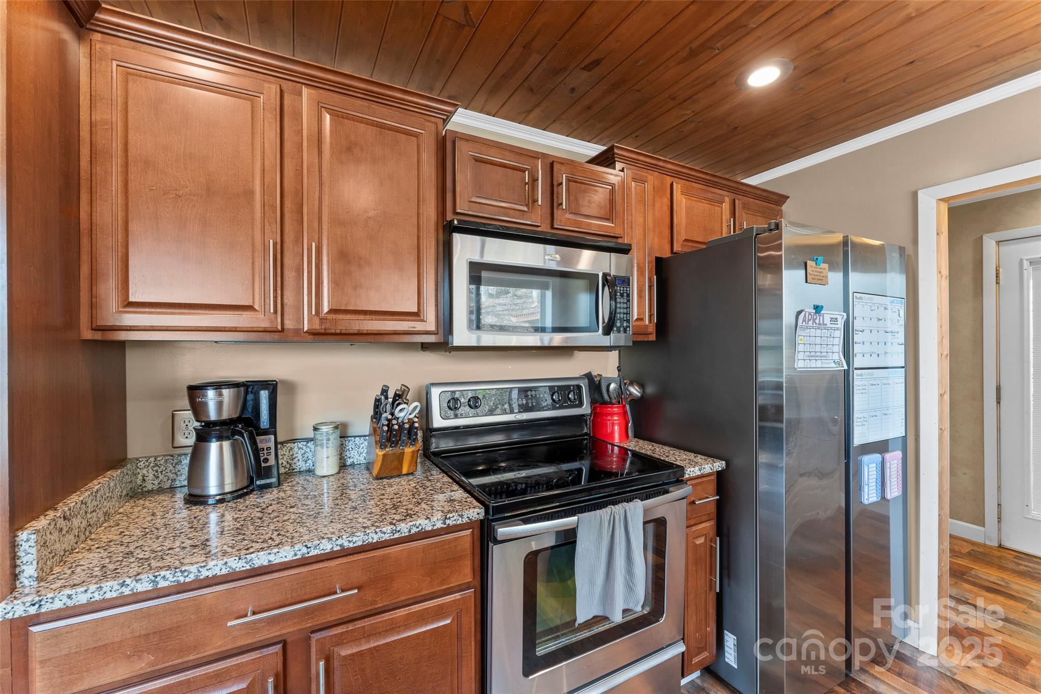 3610 Collettsville Road — Lenoir