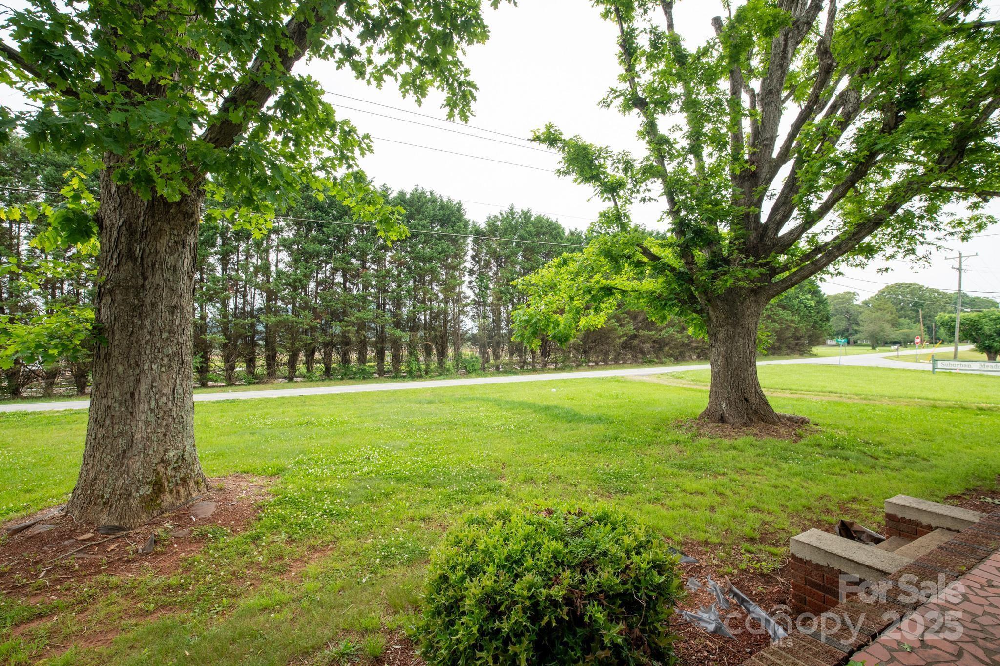 4098 S Nc Hwy 127 Highway — Hickory