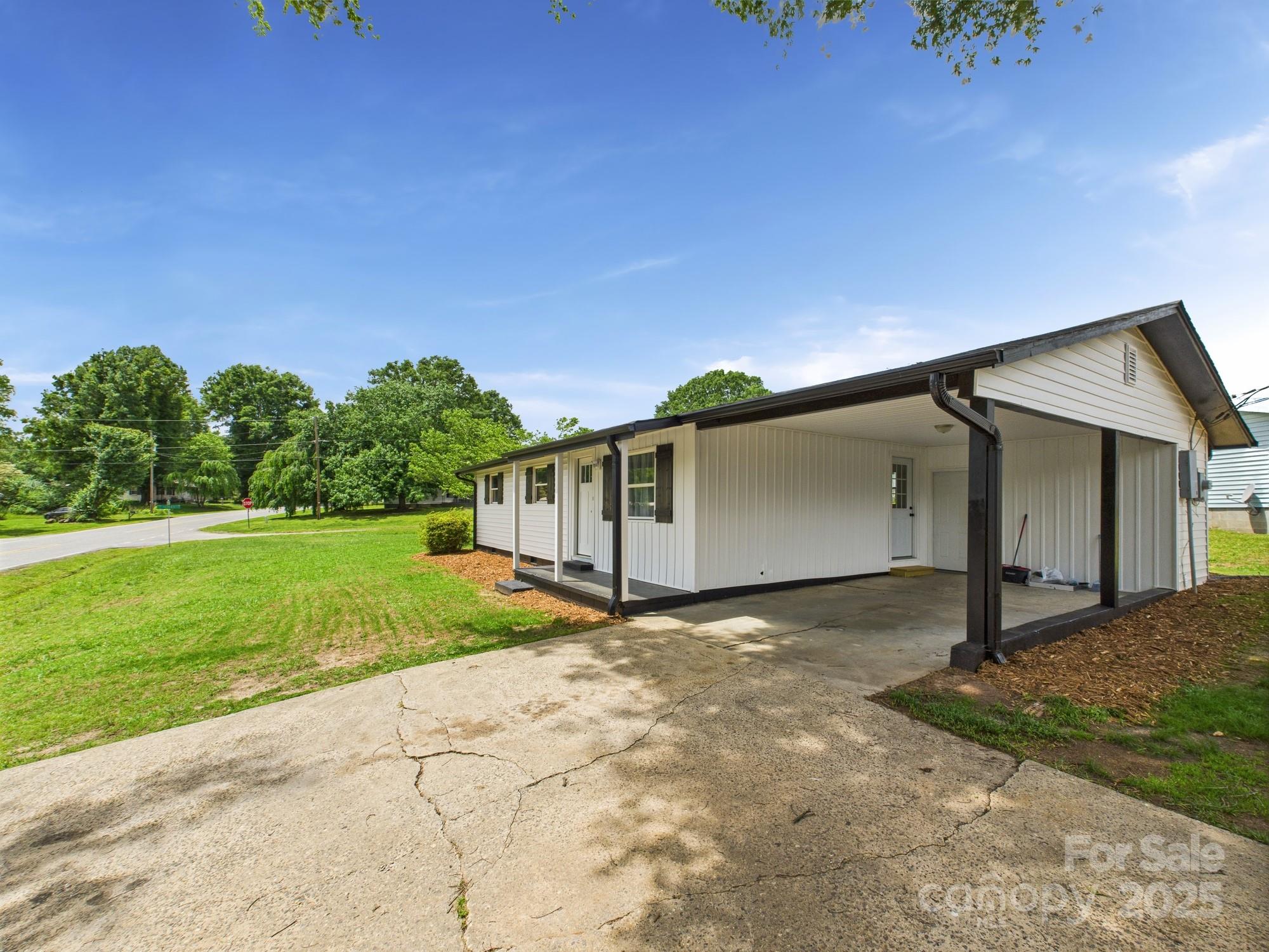 120 Hepler Road — Taylorsville