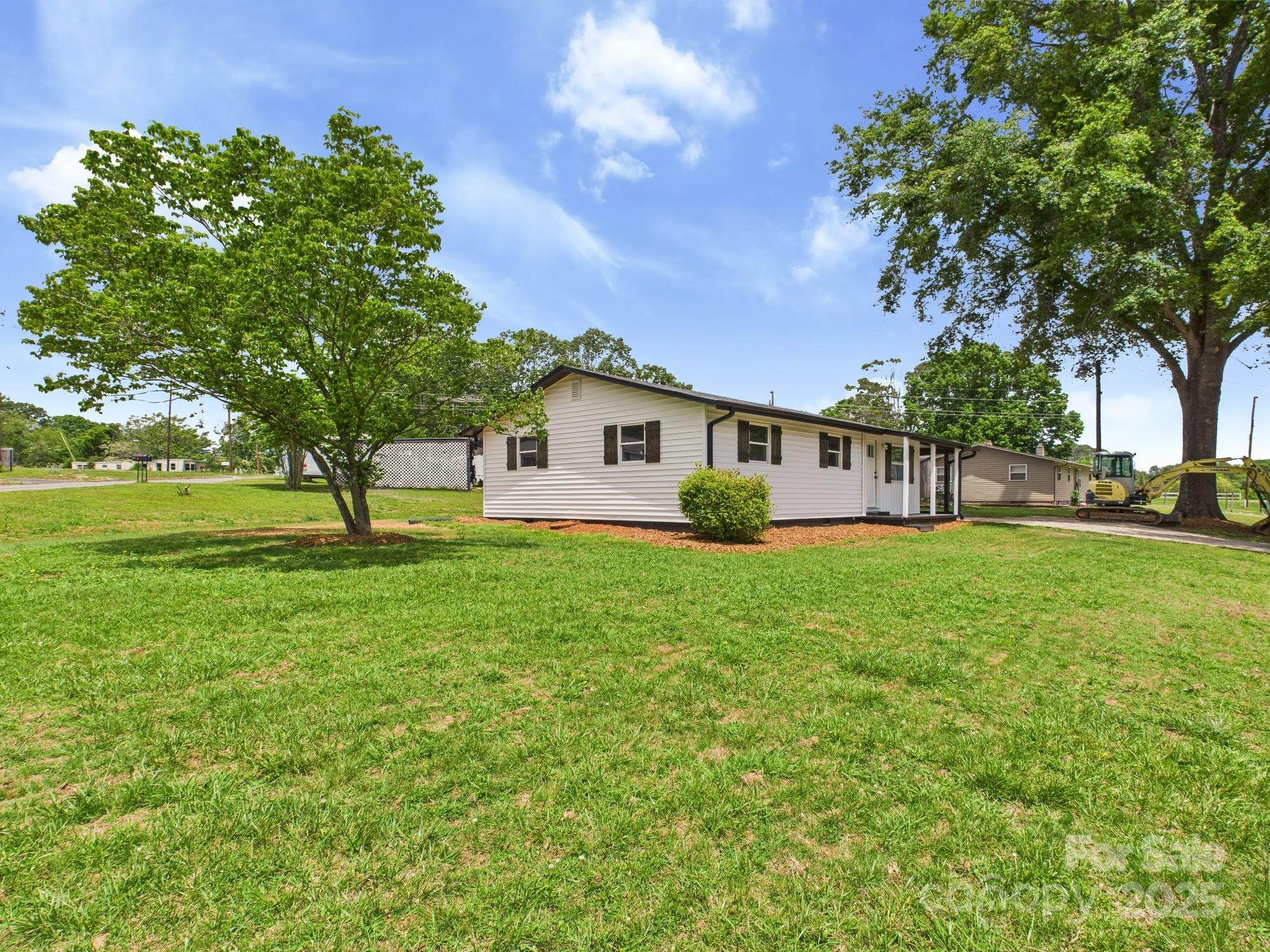 120 Hepler Road — Taylorsville