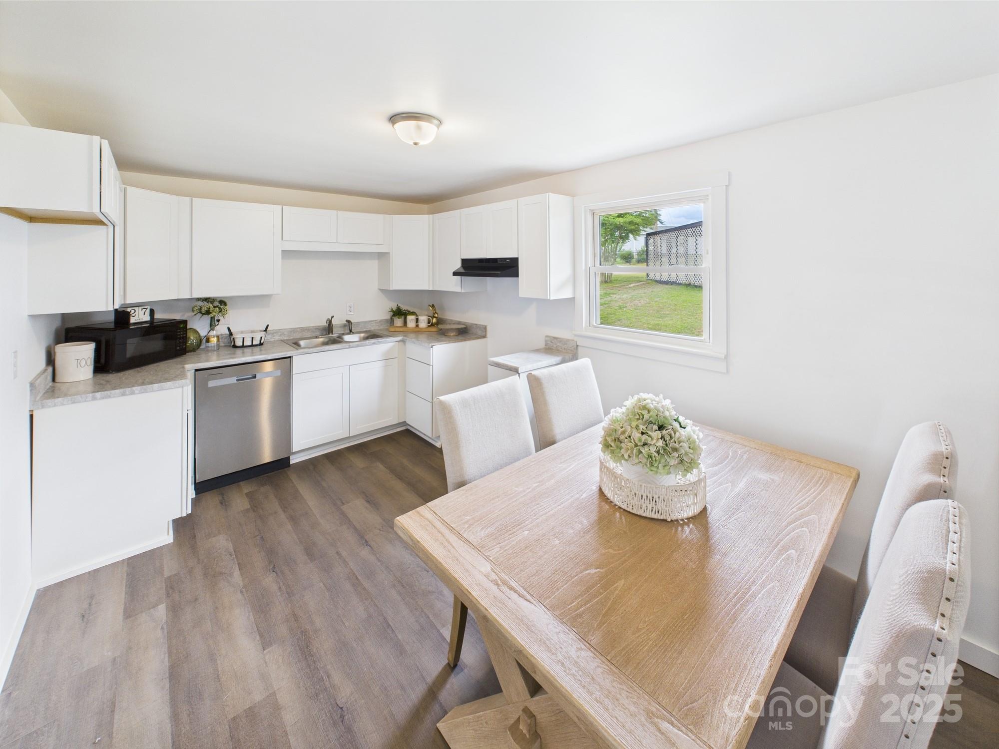 120 Hepler Road — Taylorsville