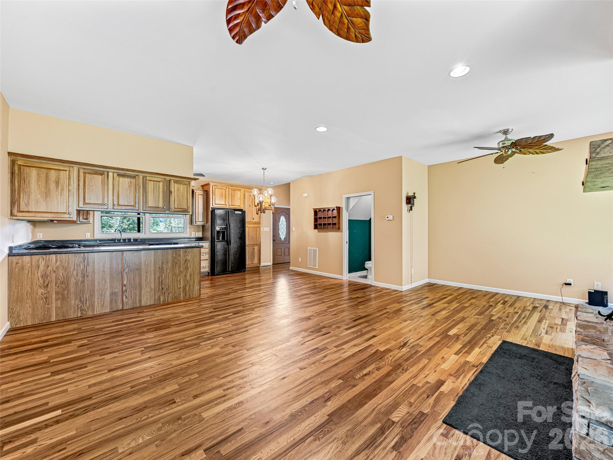 600 Charisma Drive — Marshall
