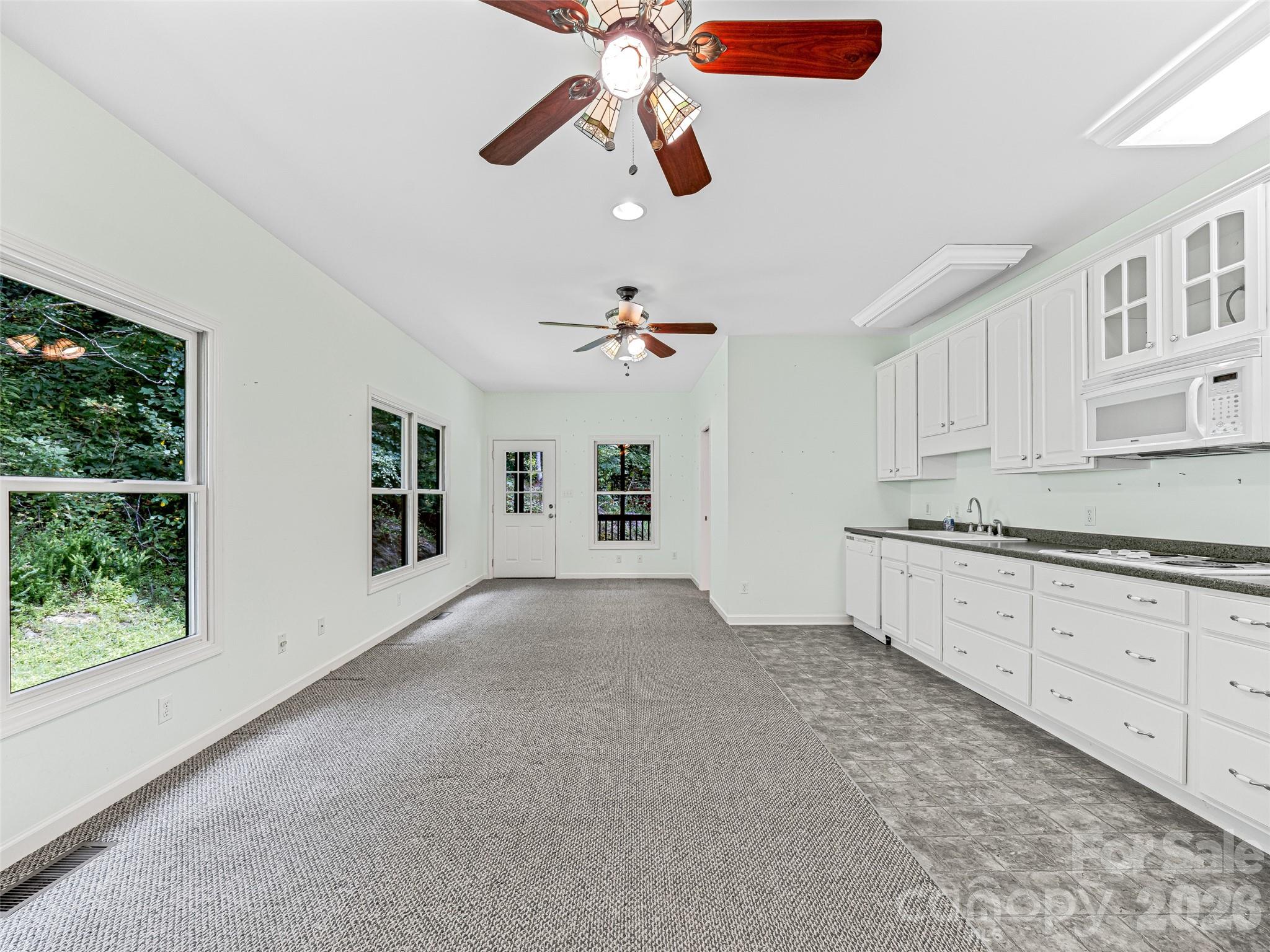 600 Charisma Drive — Marshall