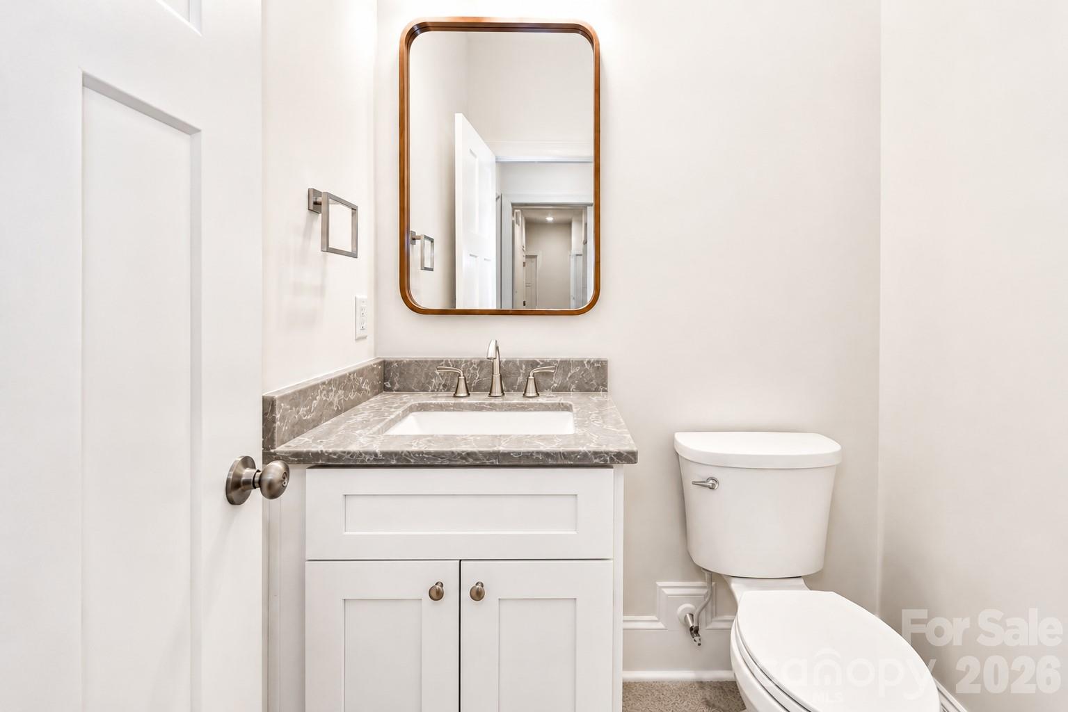 1061 The Glen Street — Statesville