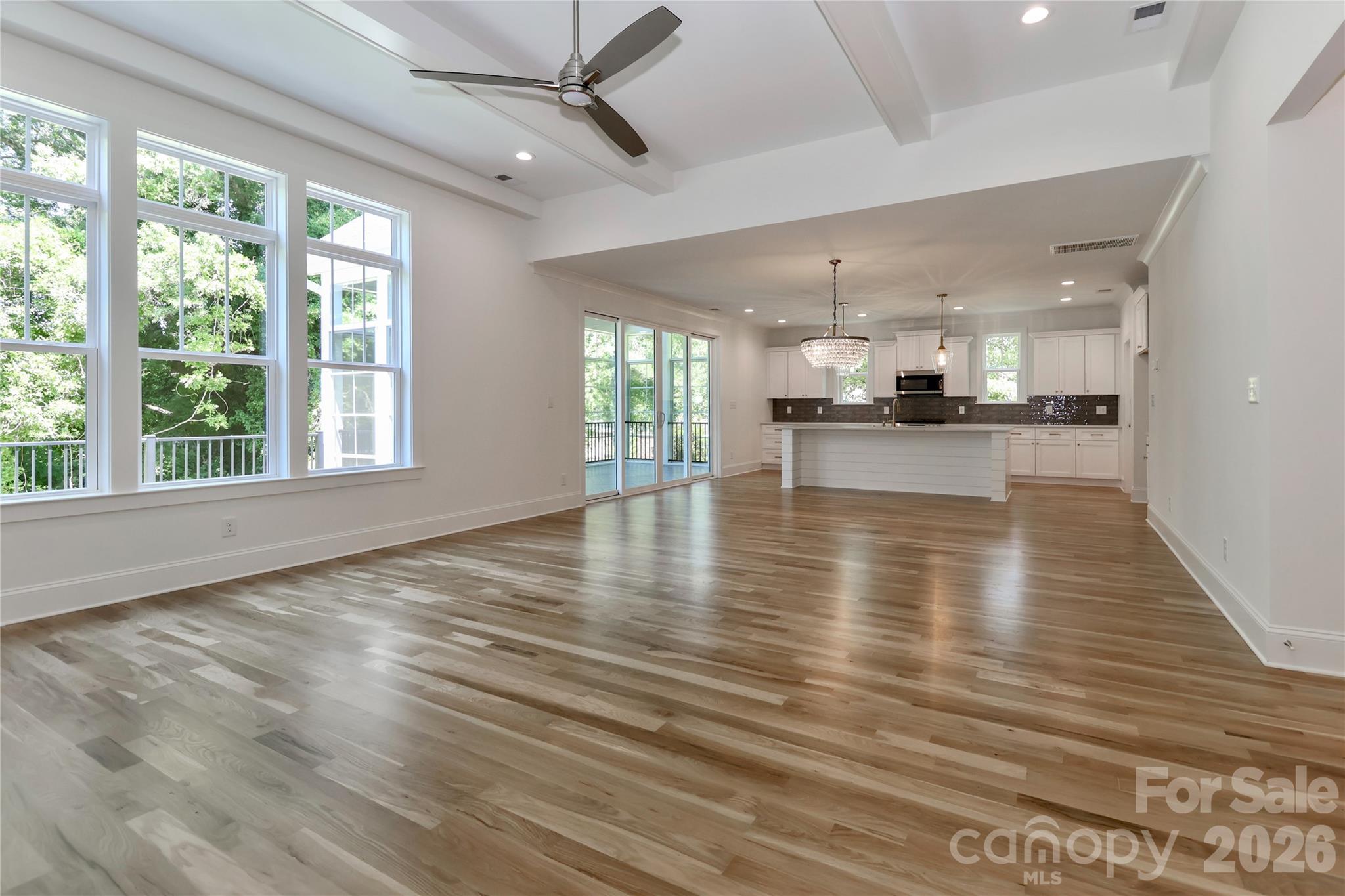 1061 The Glen Street — Statesville