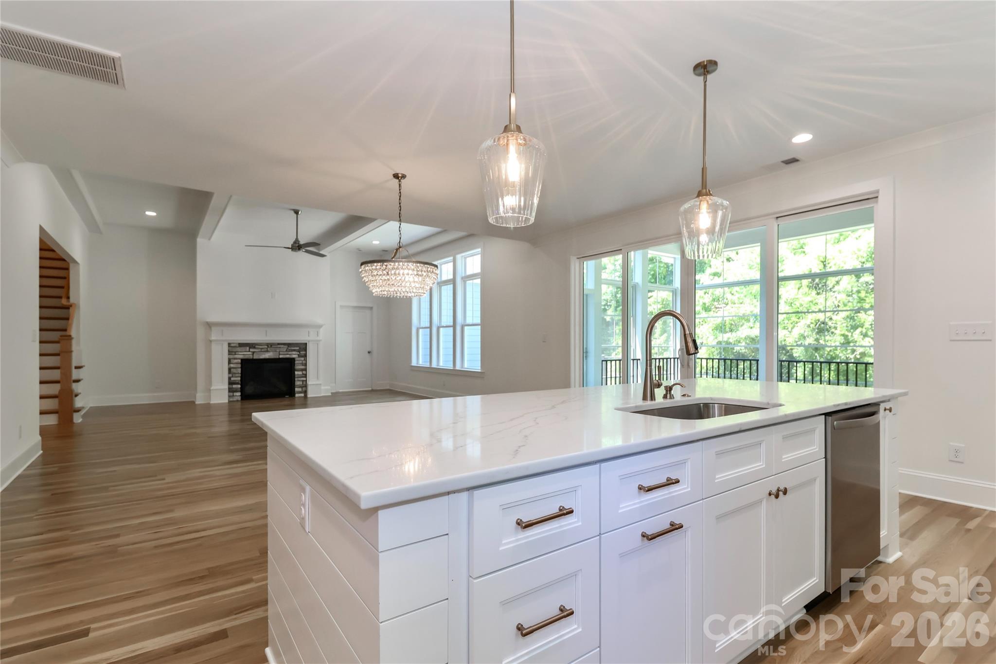 1061 The Glen Street — Statesville
