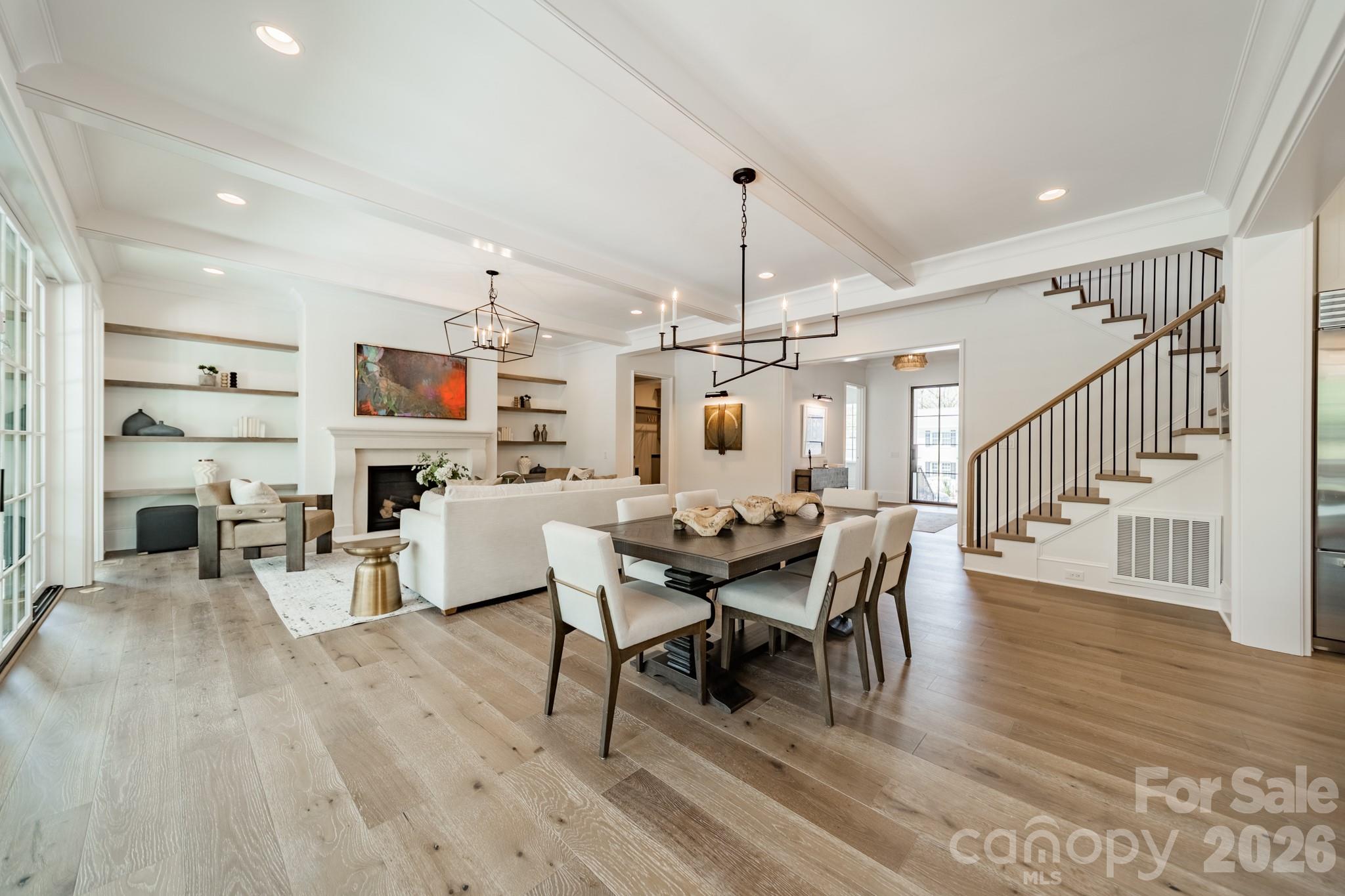 2113 Brandon Circle — Charlotte