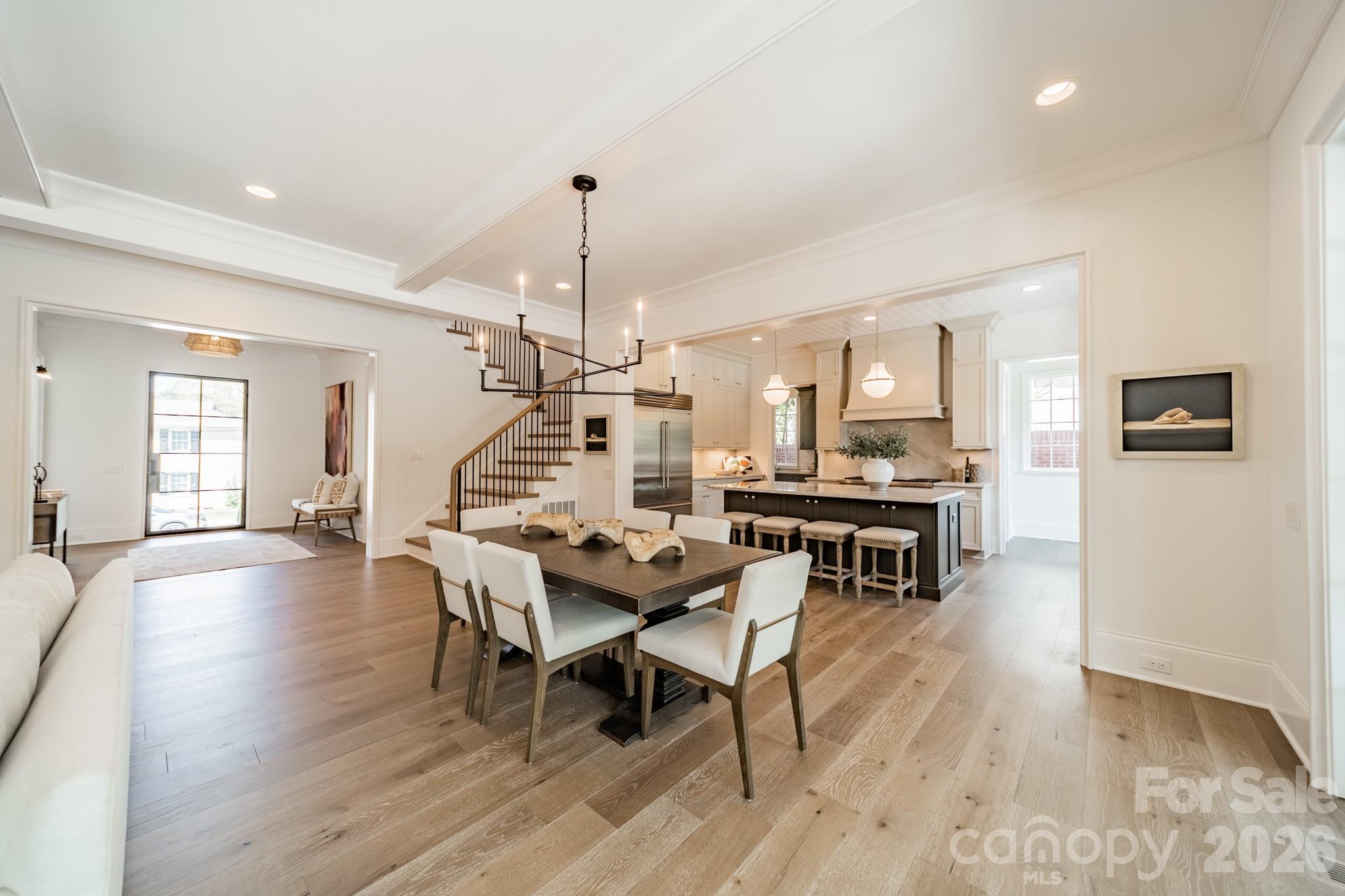 2113 Brandon Circle — Charlotte