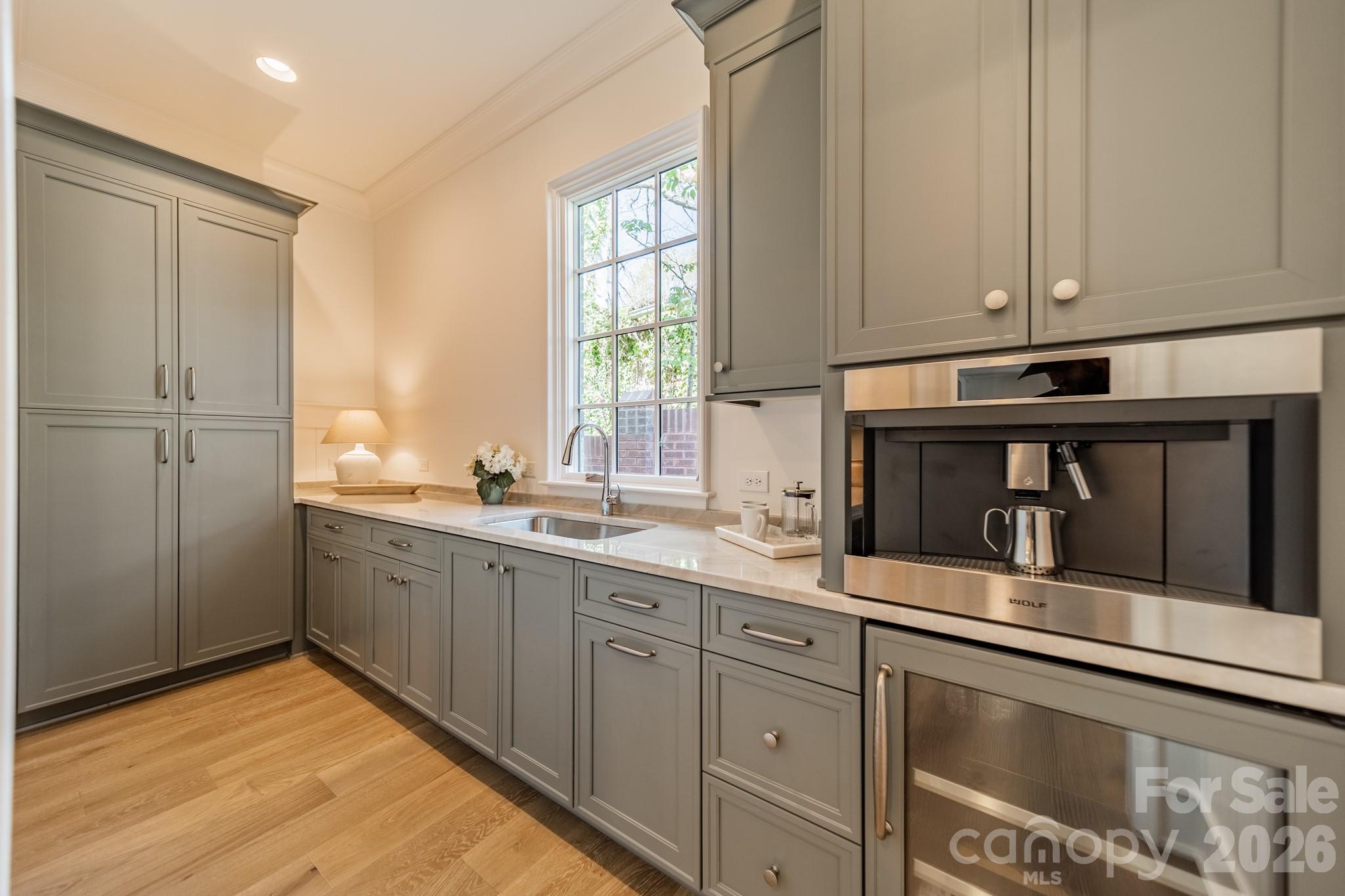2113 Brandon Circle — Charlotte