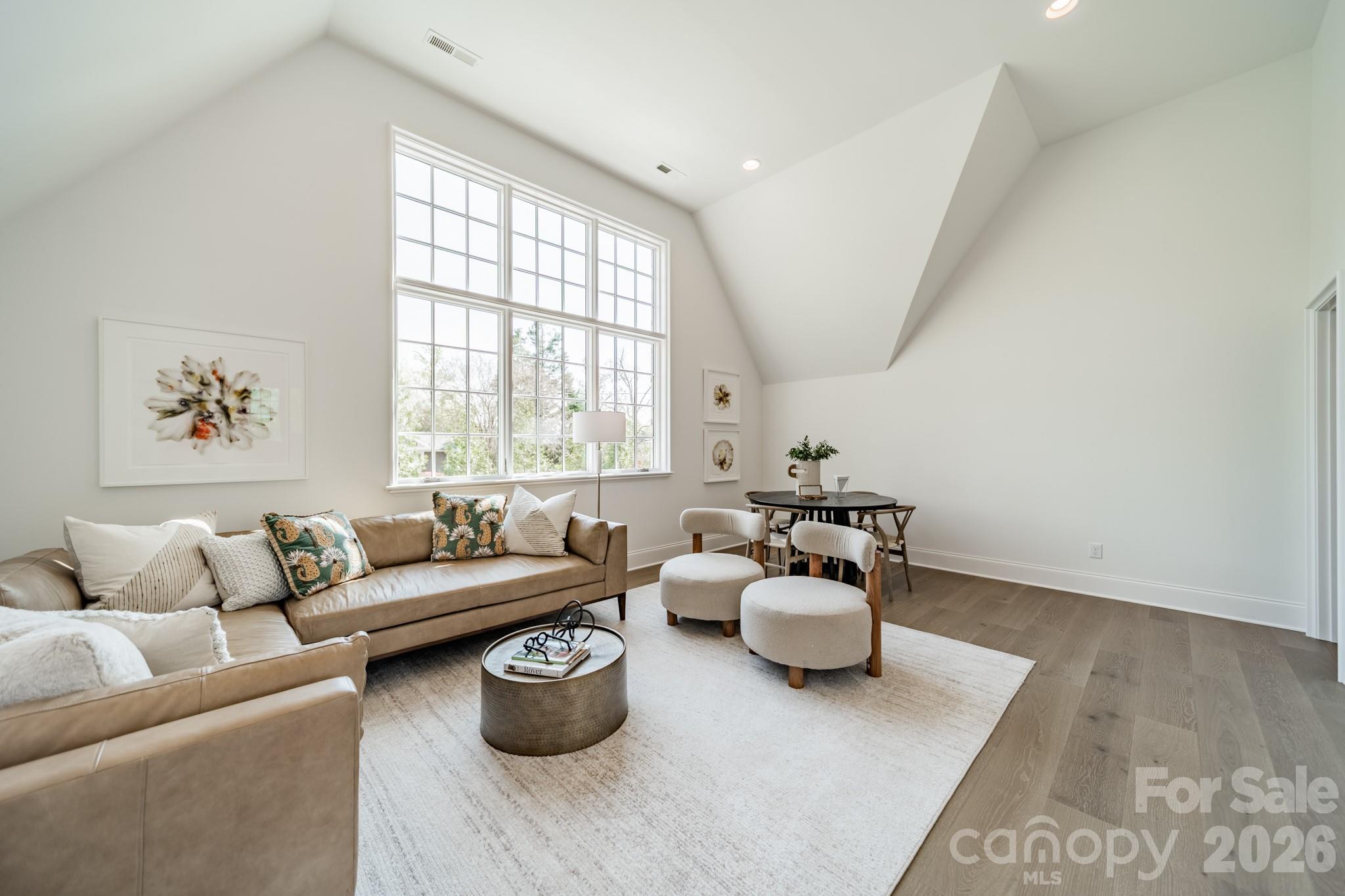 2113 Brandon Circle — Charlotte