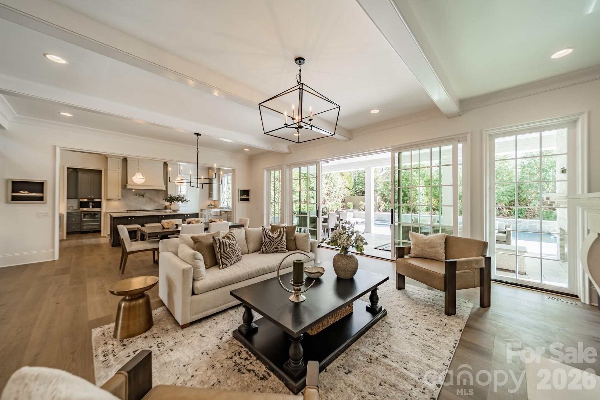 2113 Brandon Circle — Charlotte