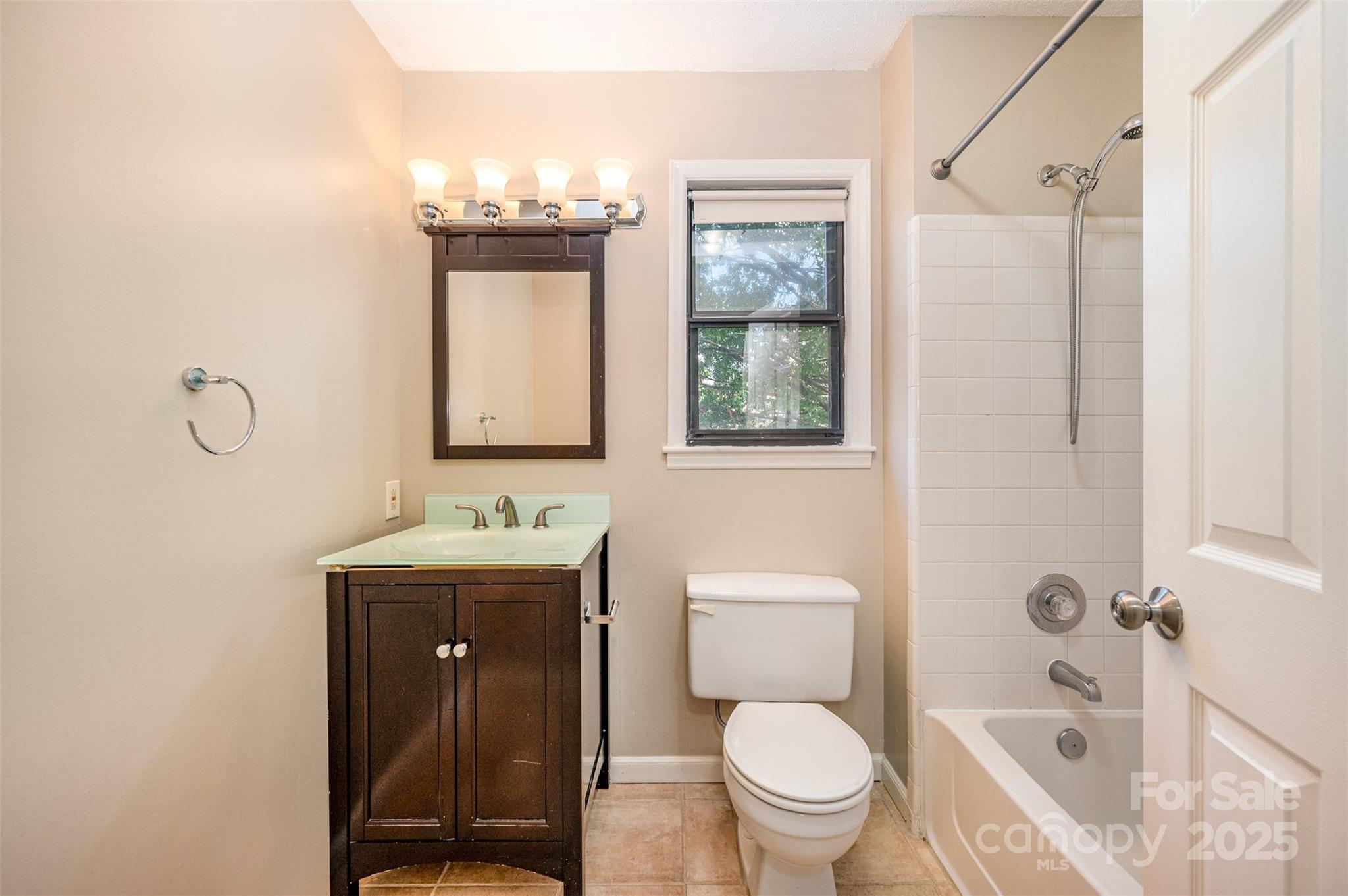 216 S Clarkson Street #E — Charlotte