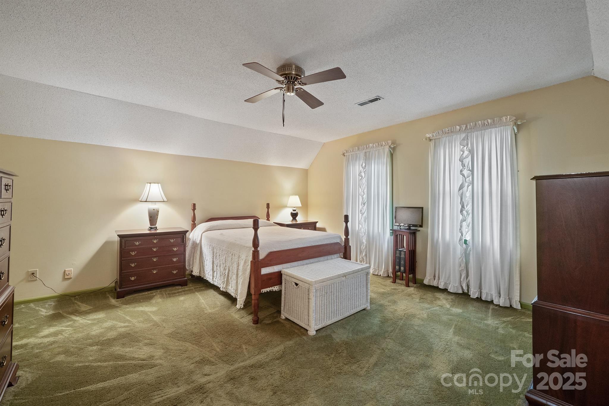 112 Julia Drive — Lincolnton