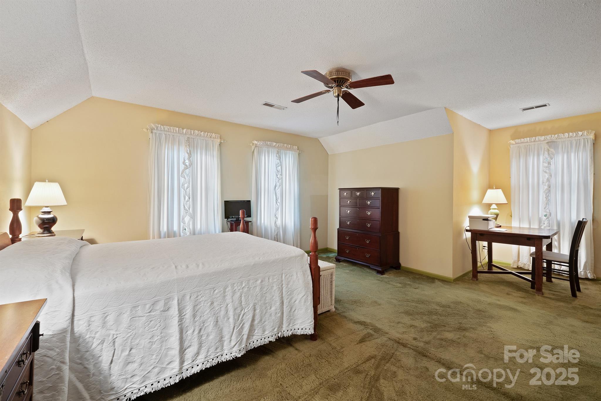 112 Julia Drive — Lincolnton
