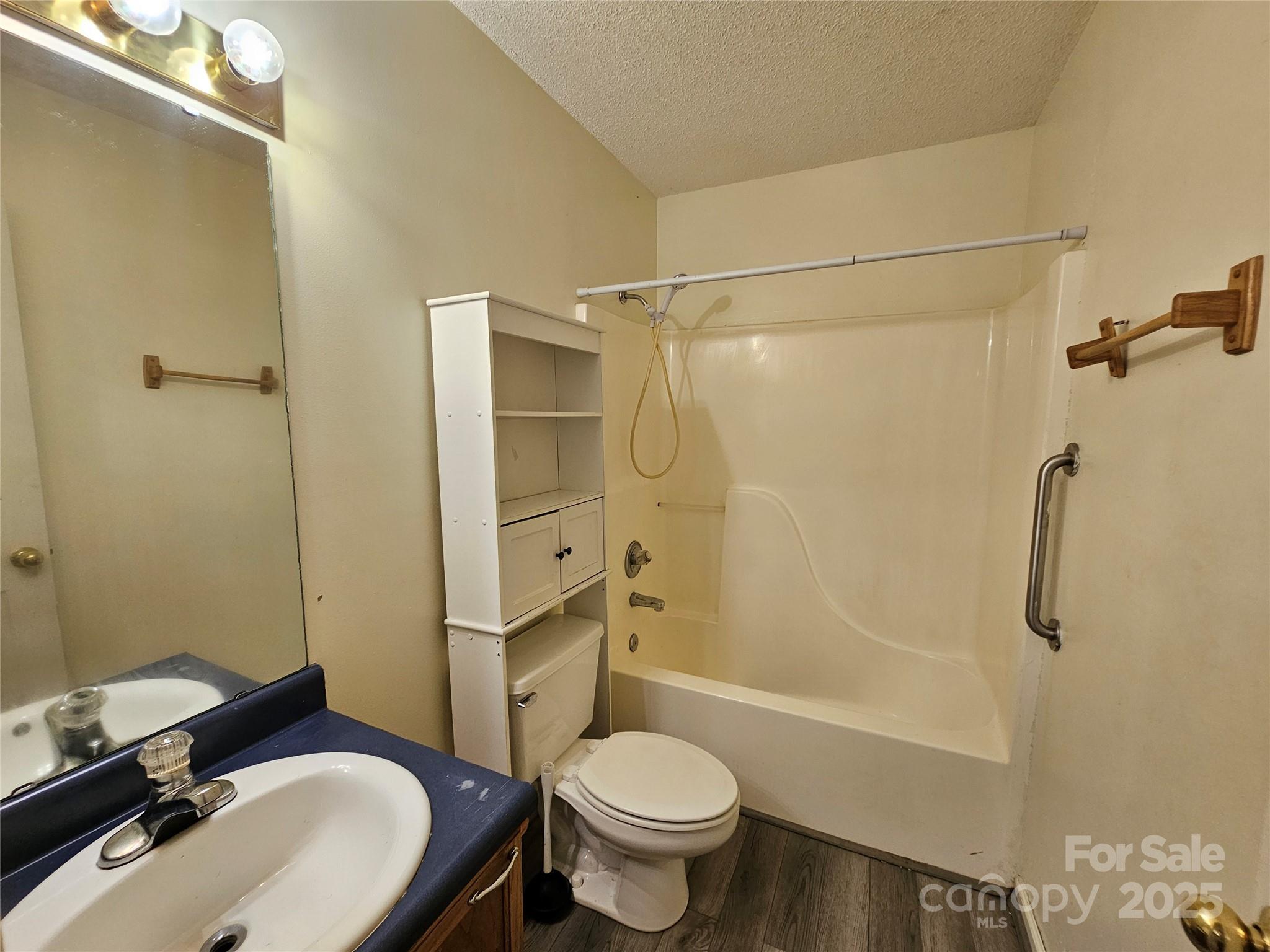 130 Susan Road #2 — Casar
