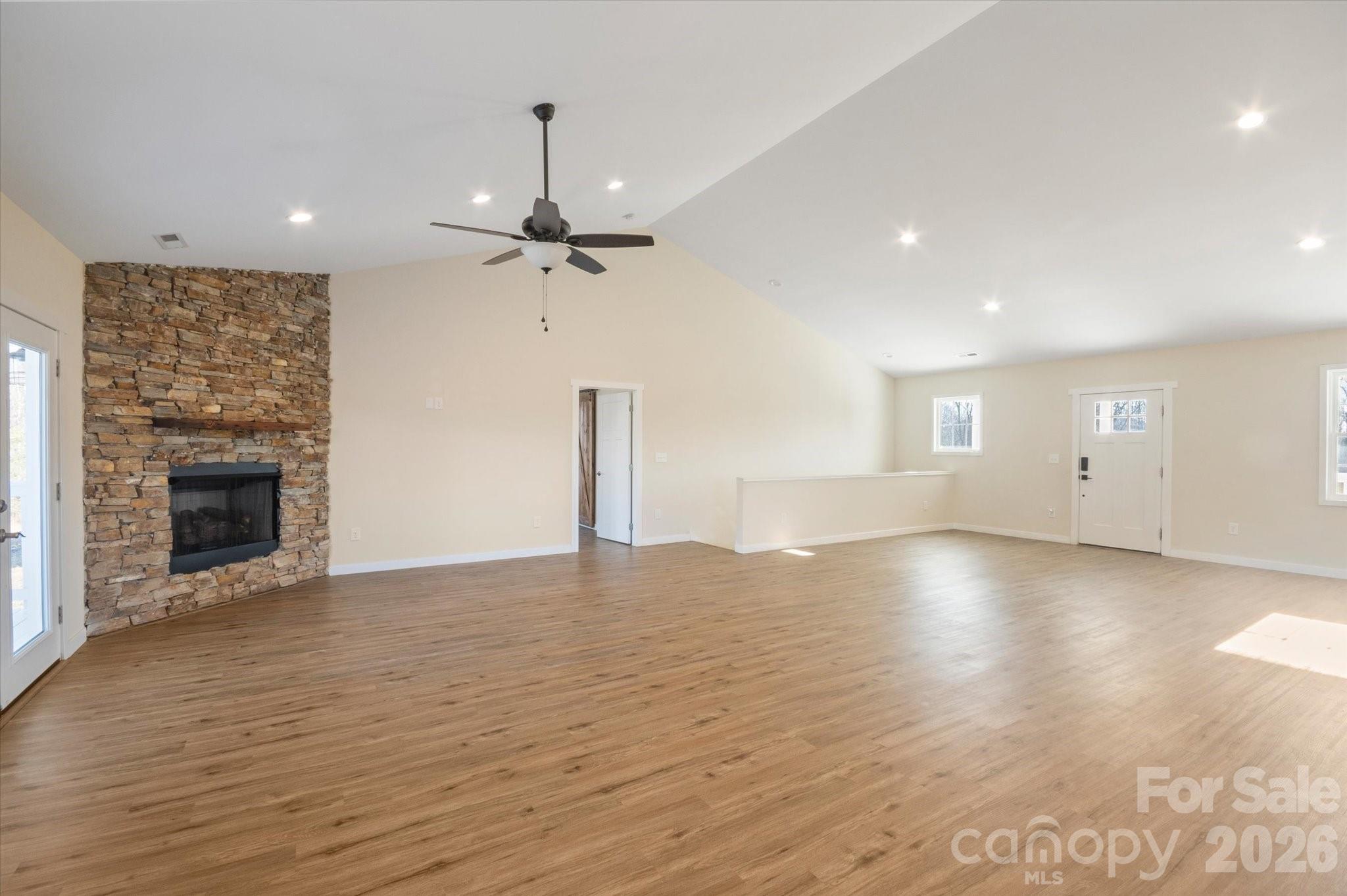 78 Grace Estates Drive — Marion
