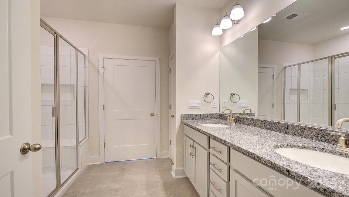 117 Sugg Trail — Weaverville