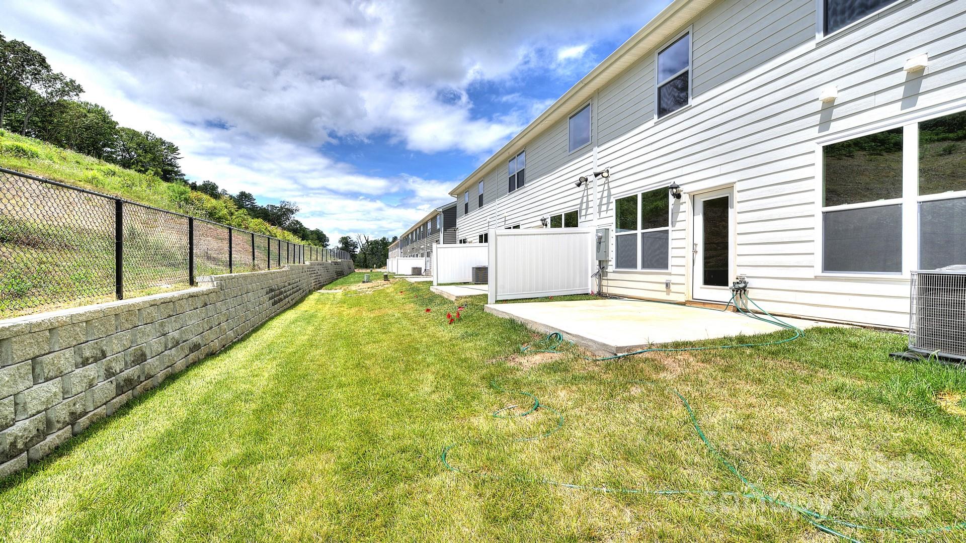 117 Sugg Trail — Weaverville