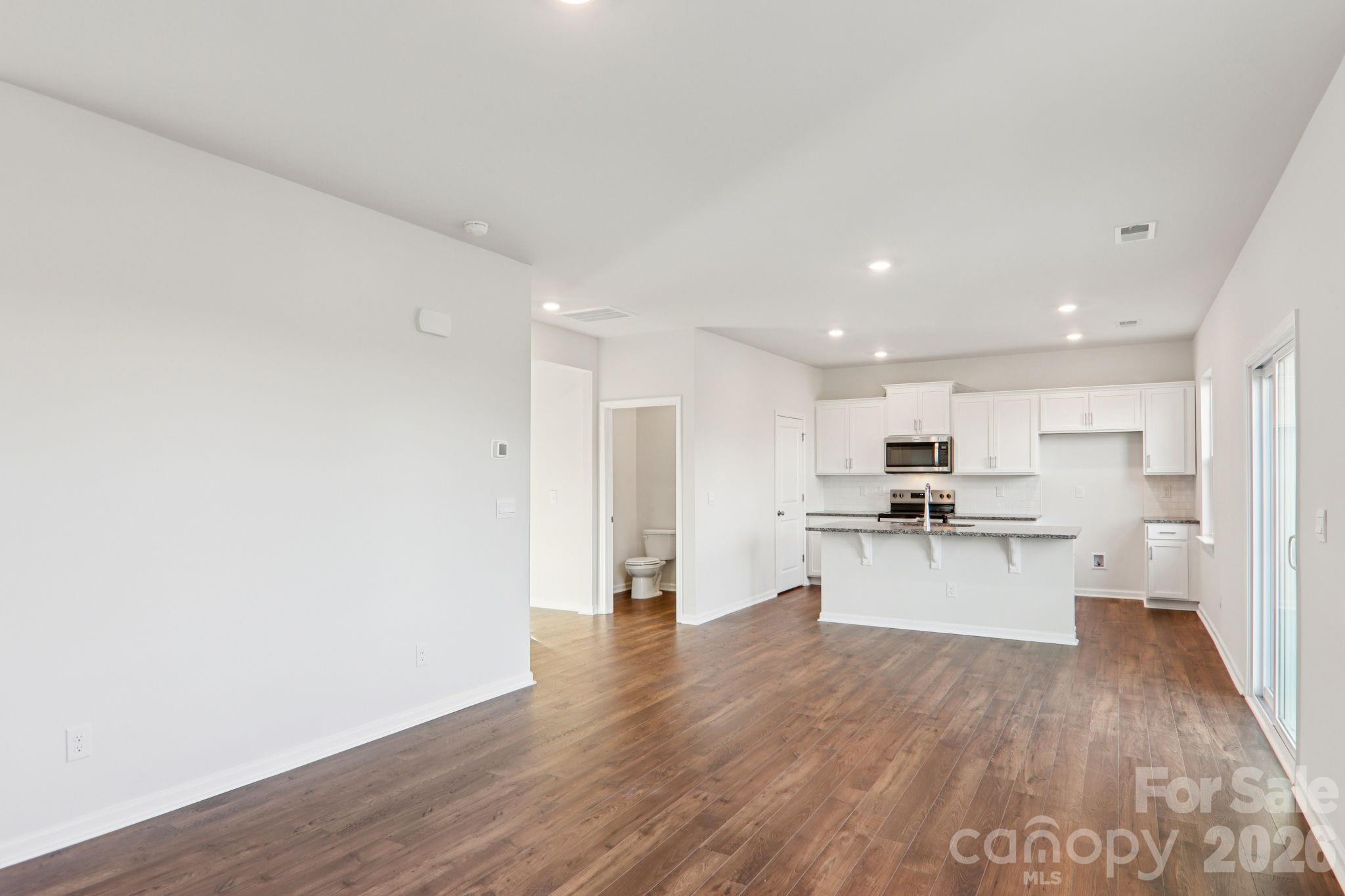 823 Adelston Lane — Asheville