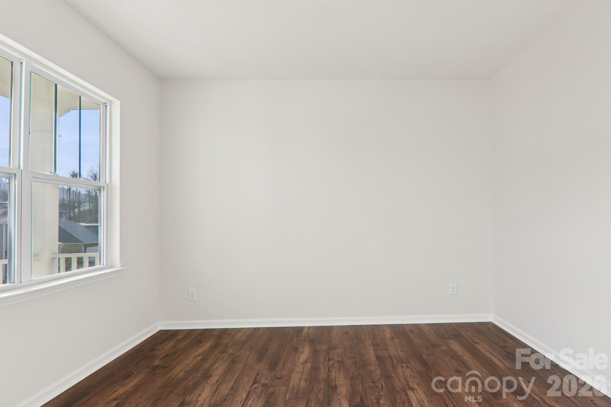 823 Adelston Lane — Asheville