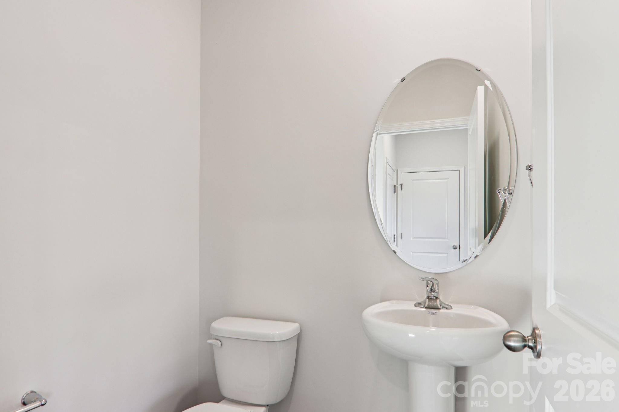 823 Adelston Lane — Asheville