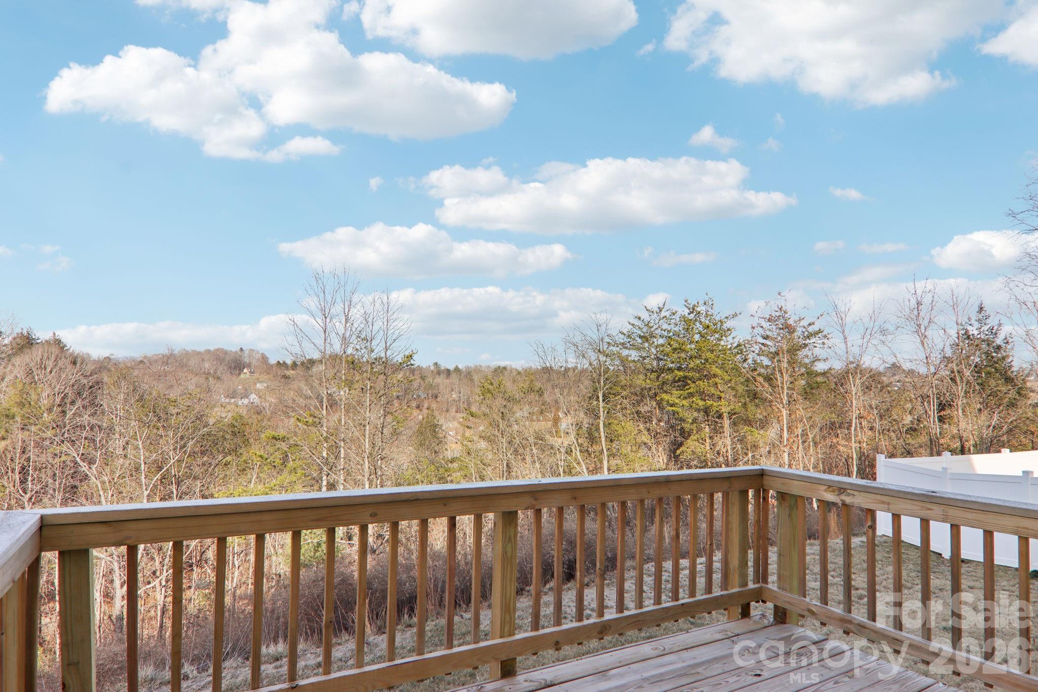 823 Adelston Lane — Asheville