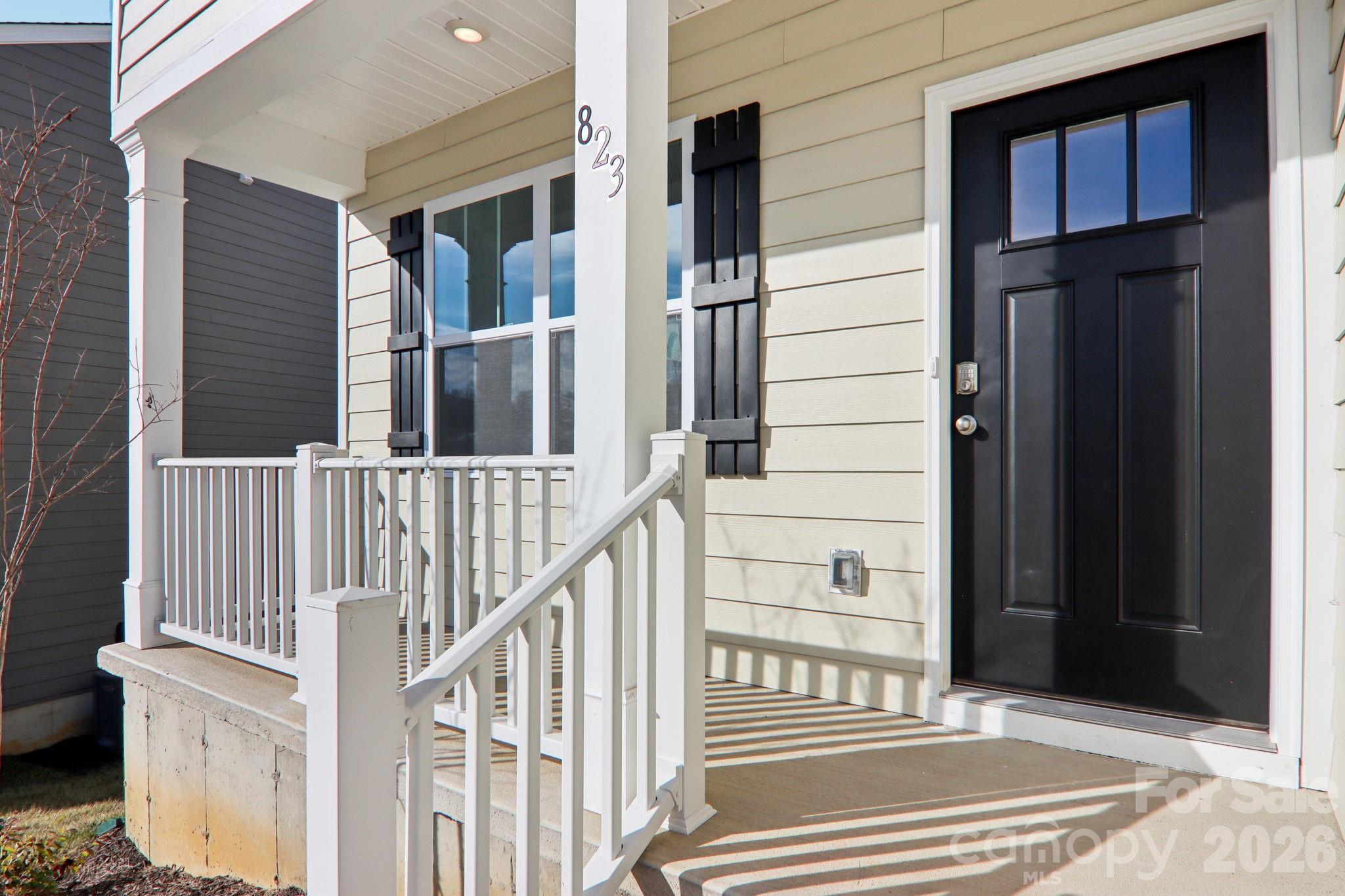 823 Adelston Lane — Asheville