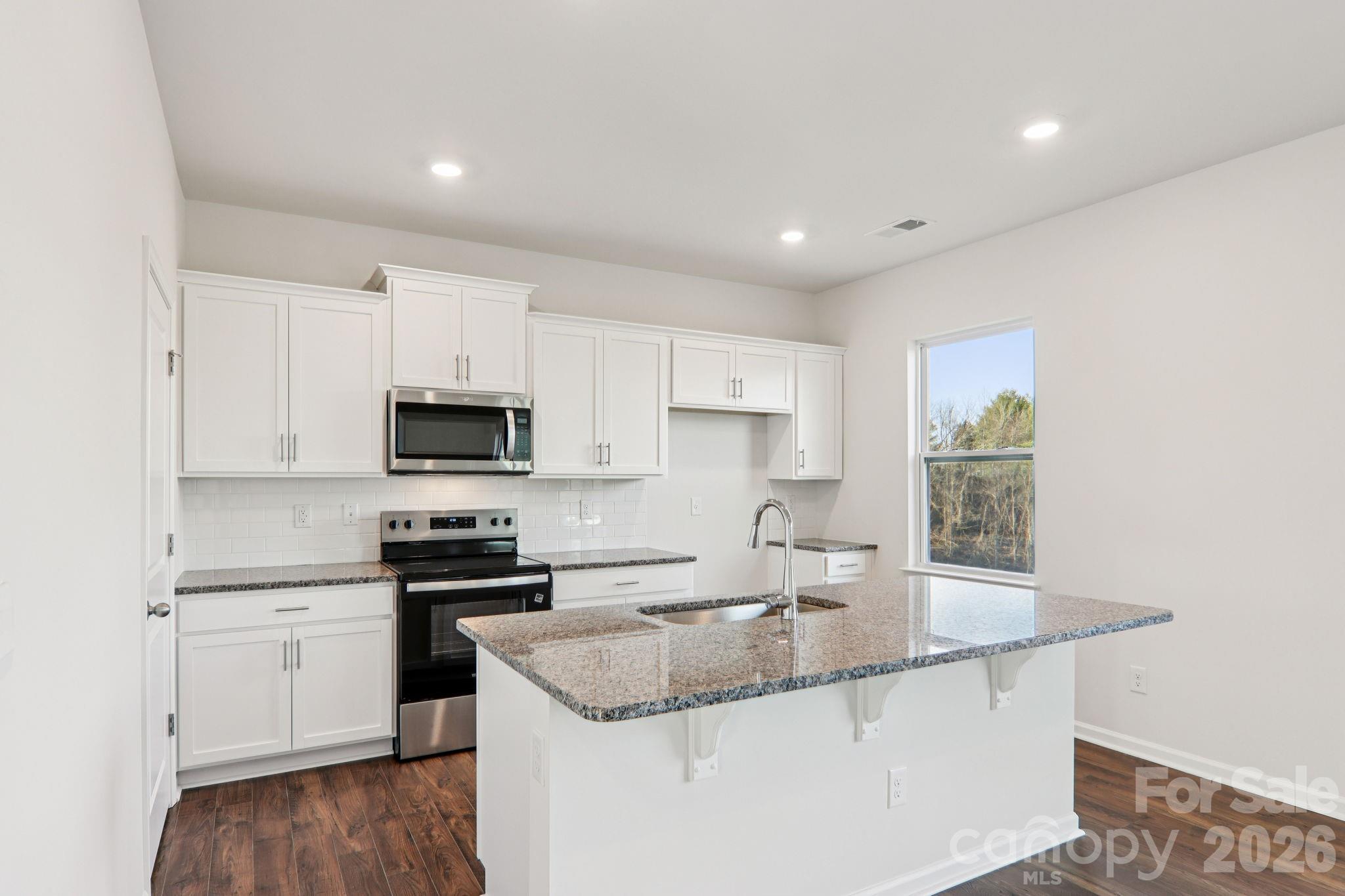 823 Adelston Lane — Asheville