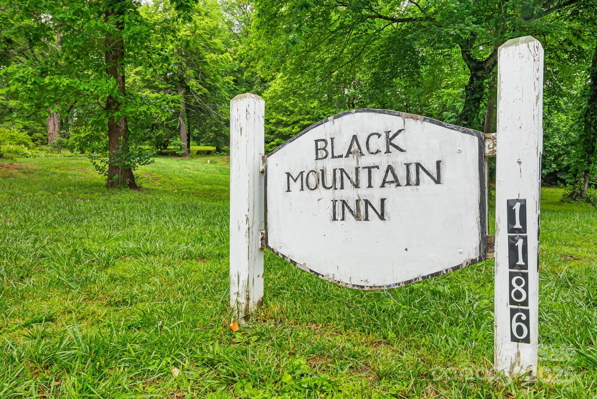 1186 Old US 70 Highway — Black Mountain