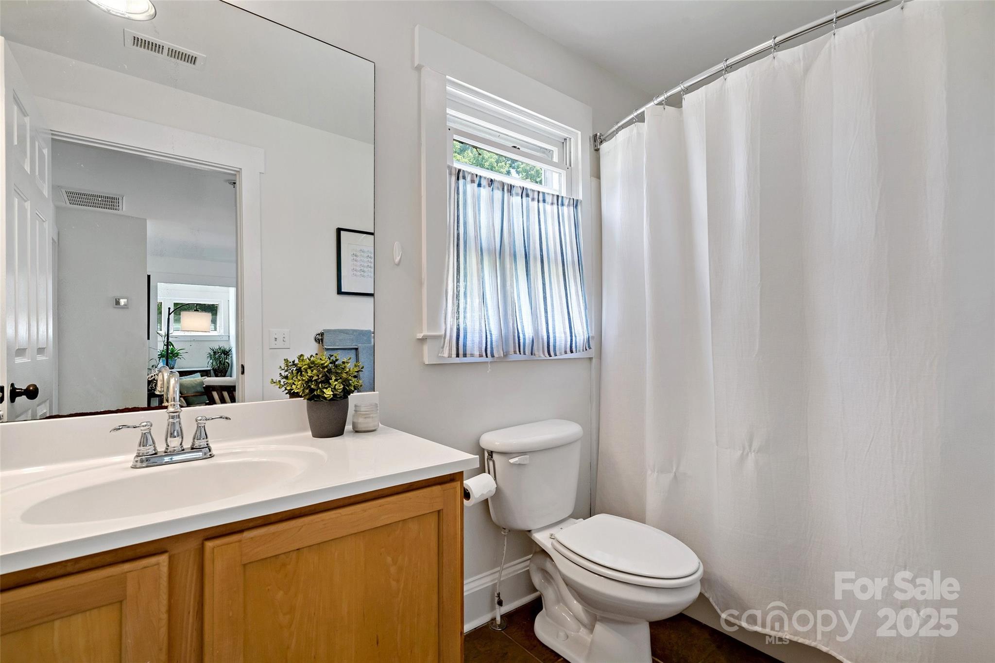 24 Browndale Road — Asheville
