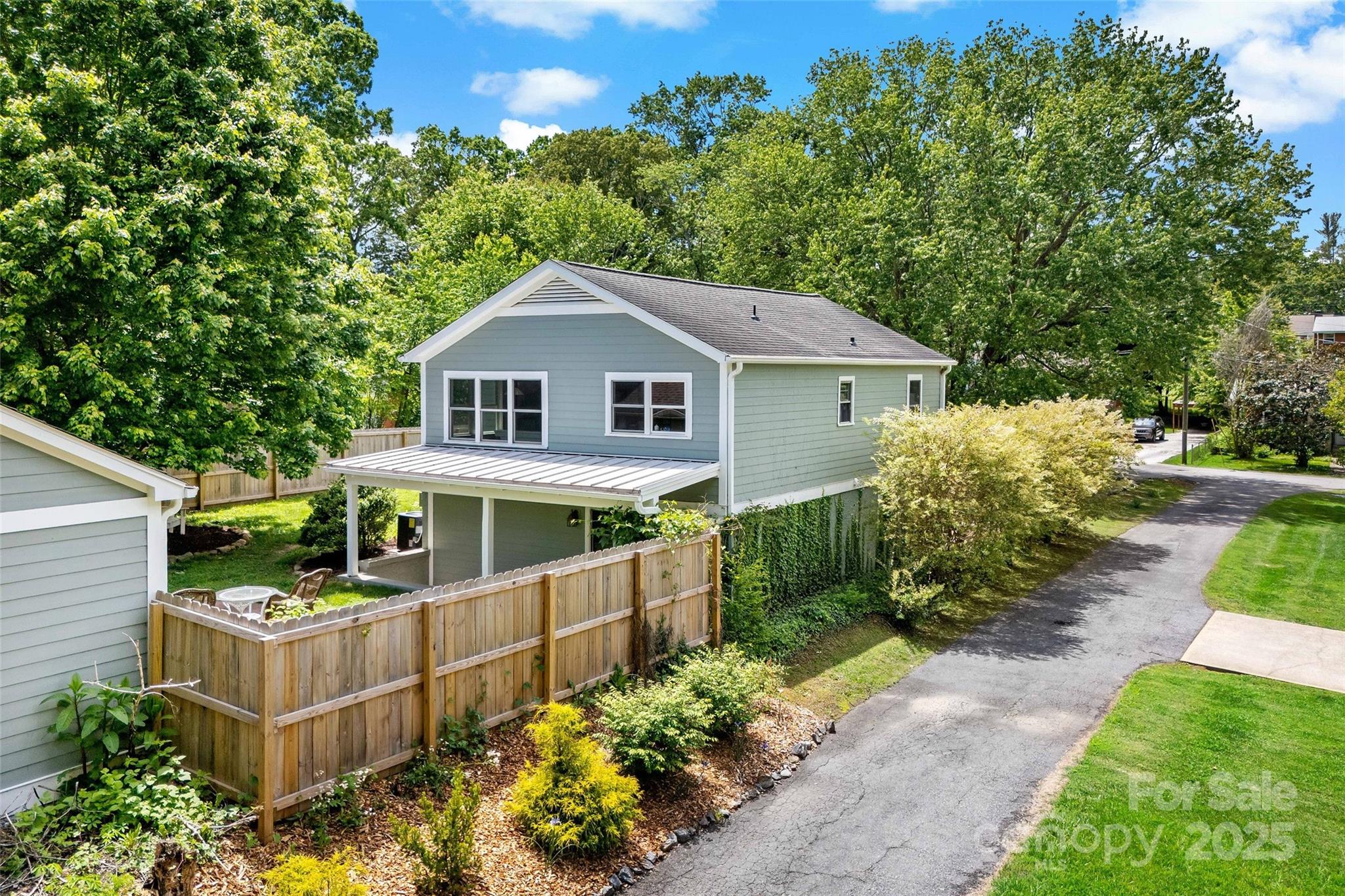 24 Browndale Road — Asheville