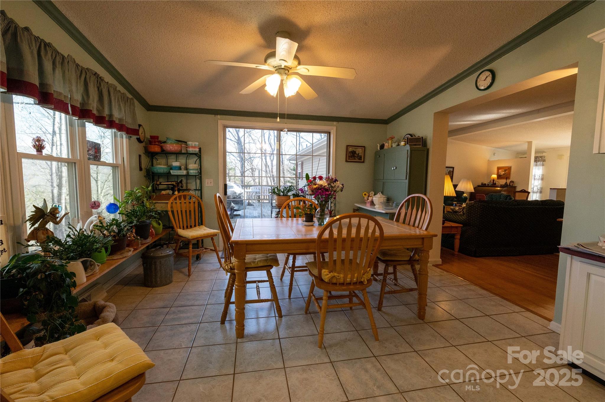 120 Powderhorn Drive — Burnsville