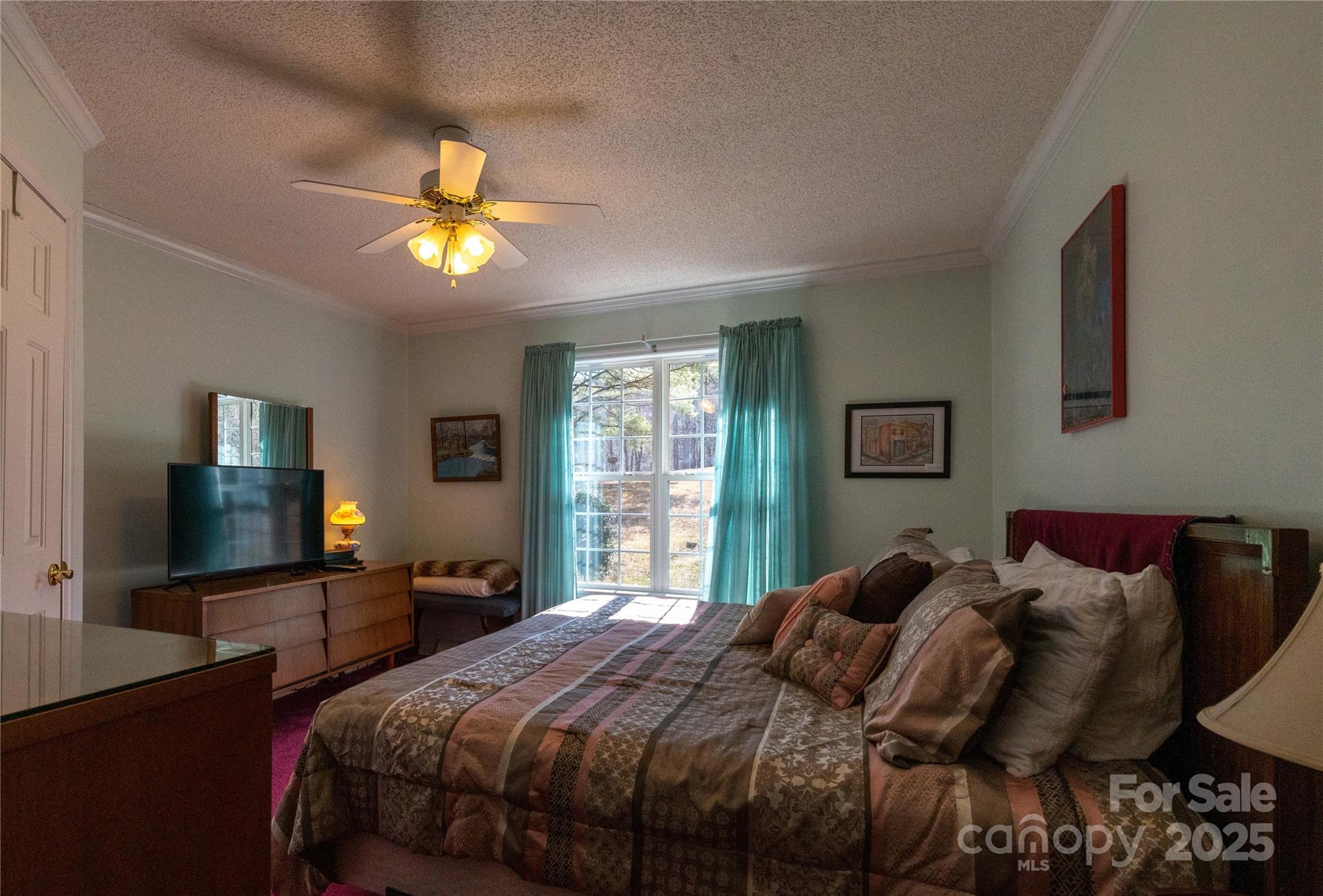 120 Powderhorn Drive — Burnsville