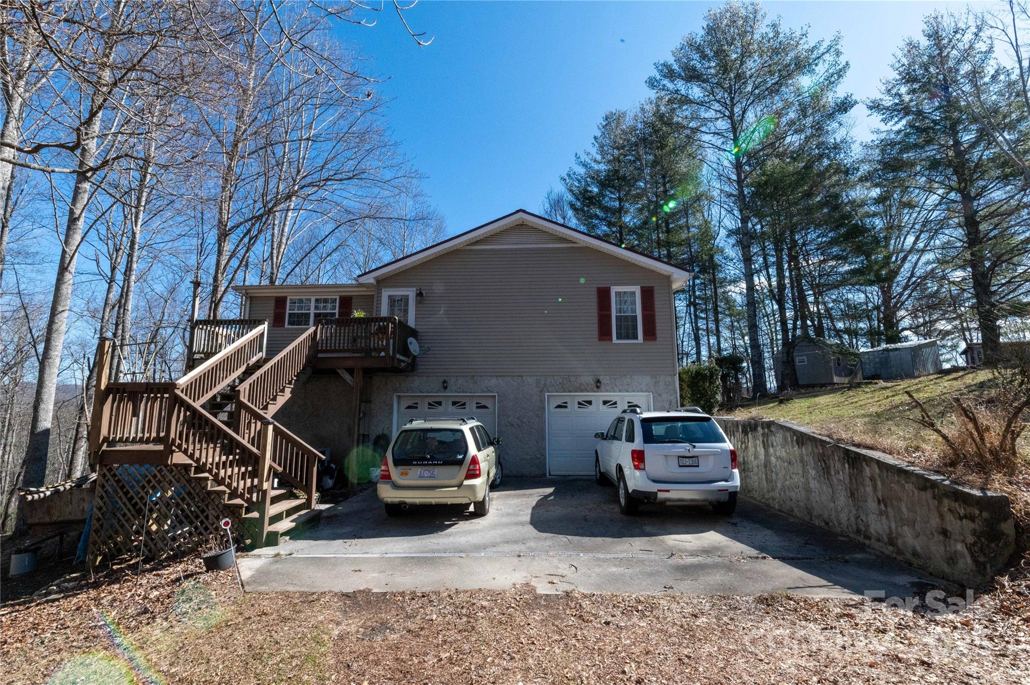 120 Powderhorn Drive — Burnsville