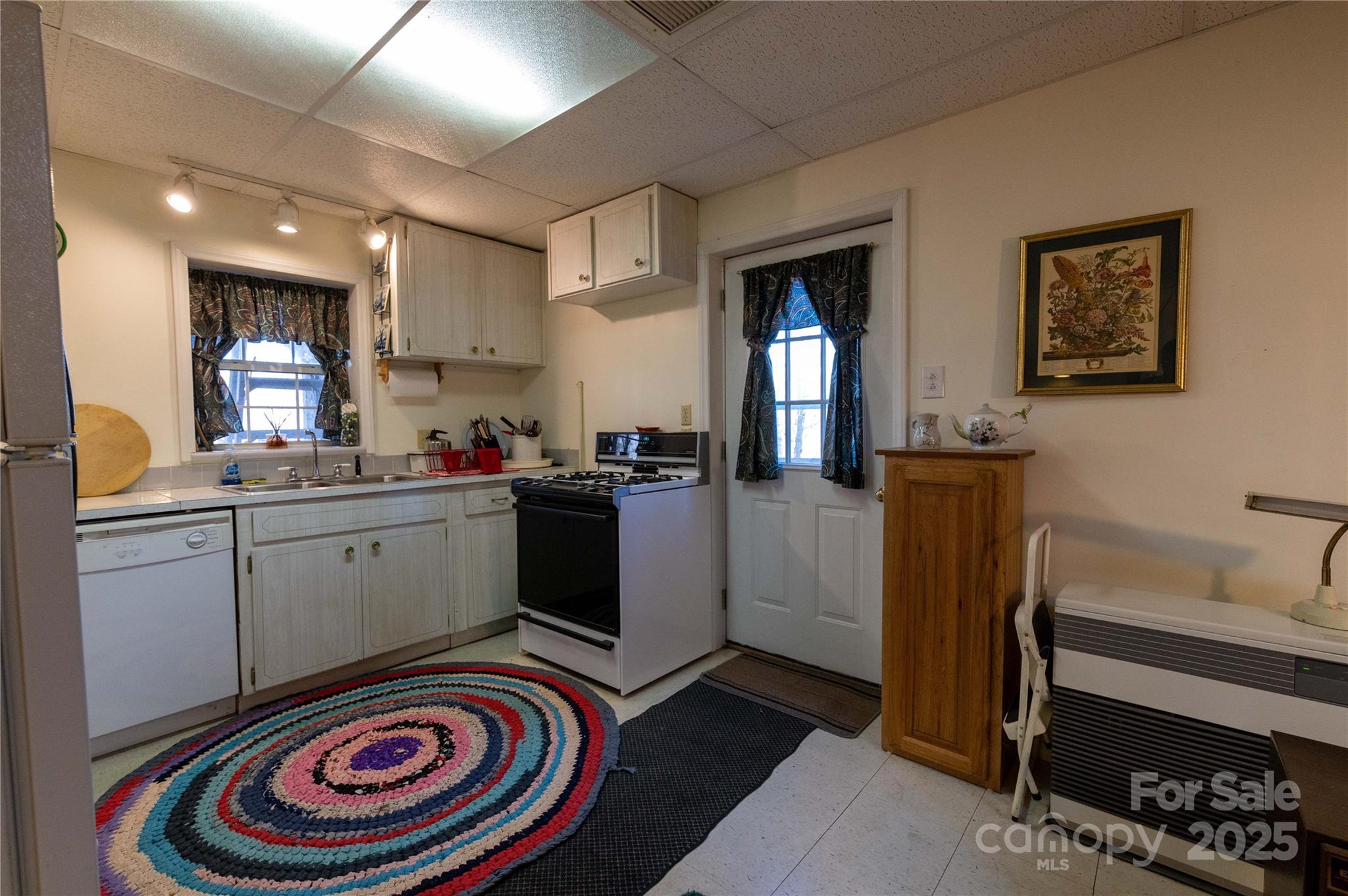 120 Powderhorn Drive — Burnsville